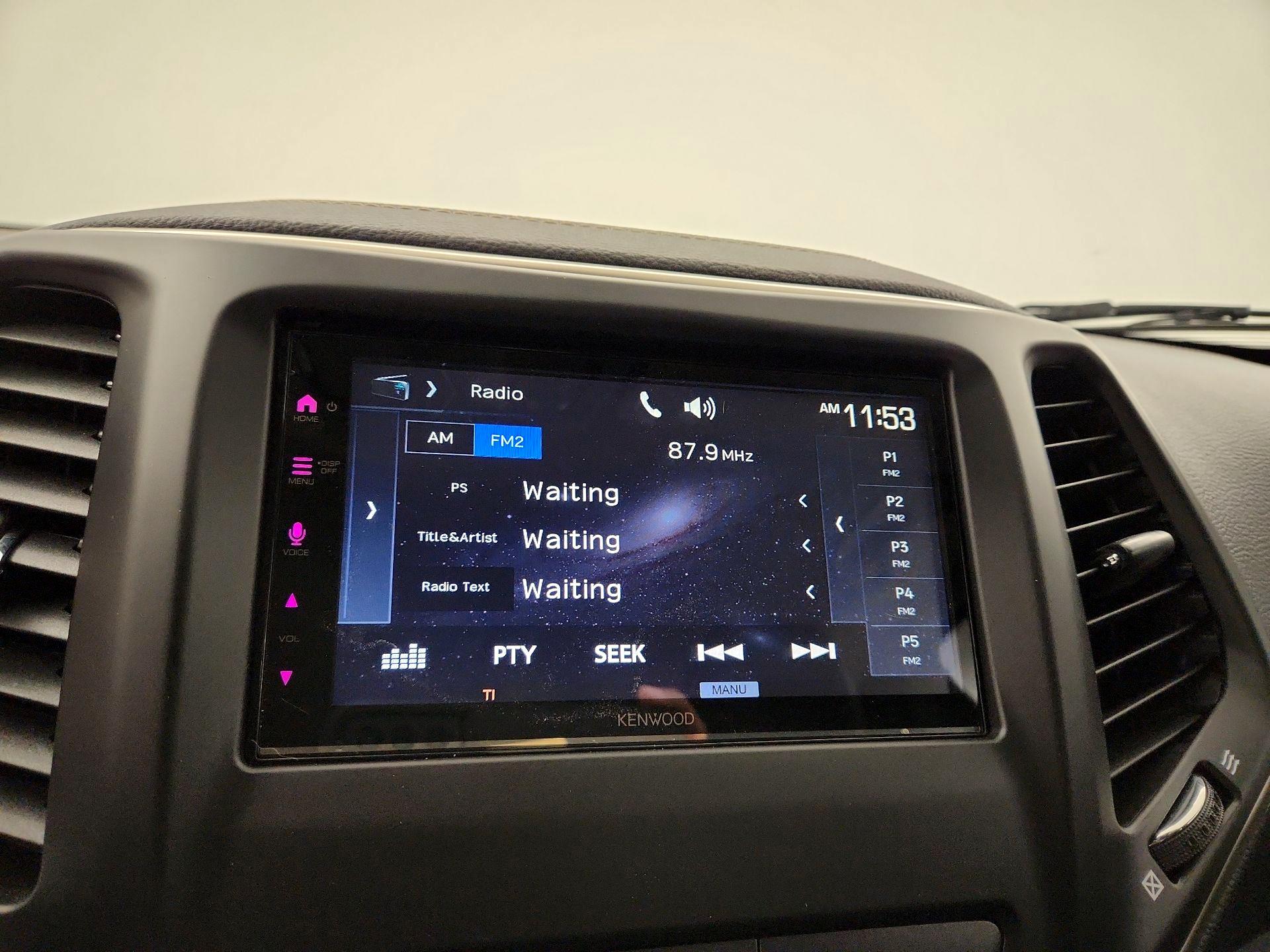 Thumbnail: 2017 Jeep Cherokee - 15