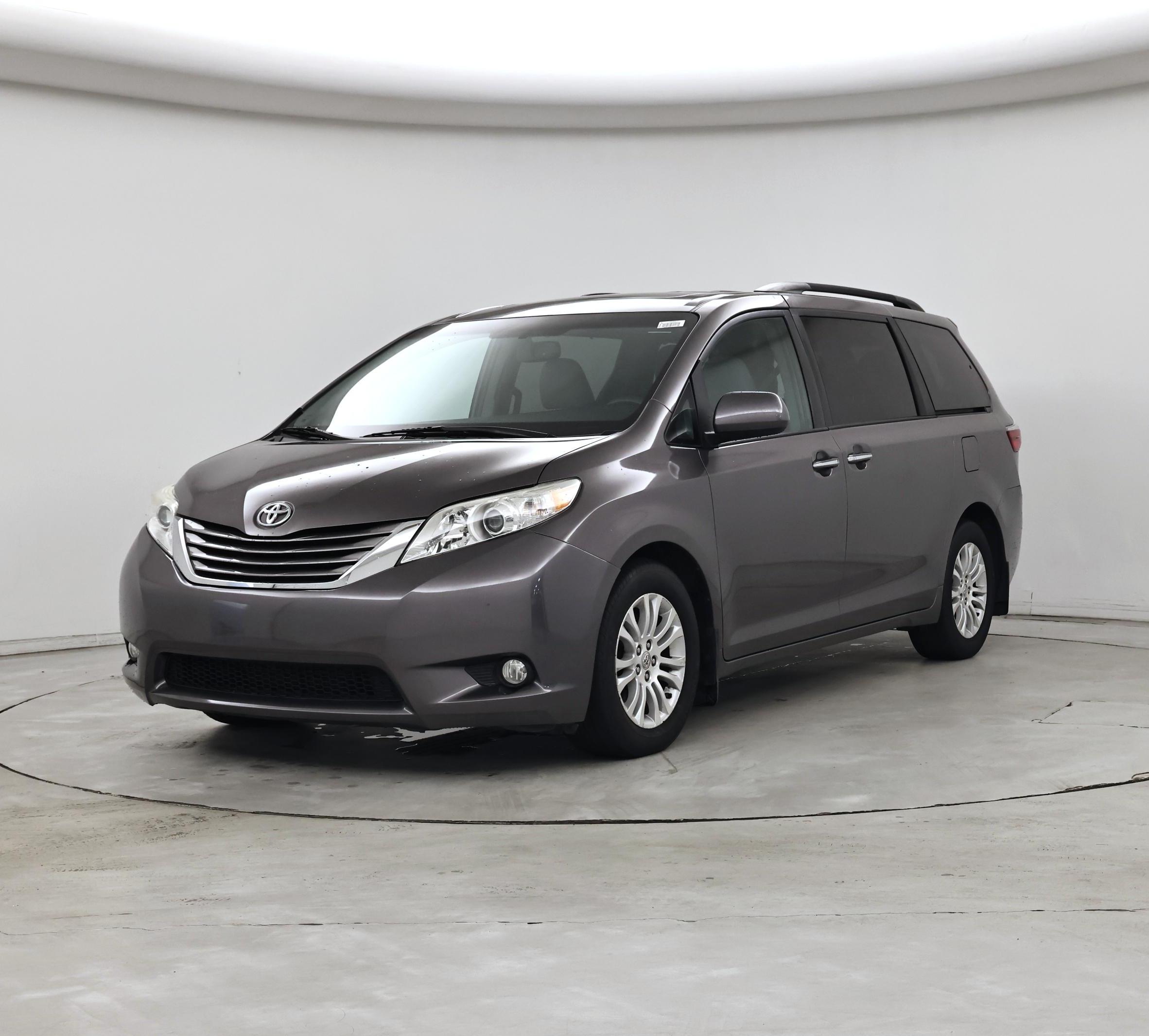 Thumbnail: 2015 Toyota Sienna - 4