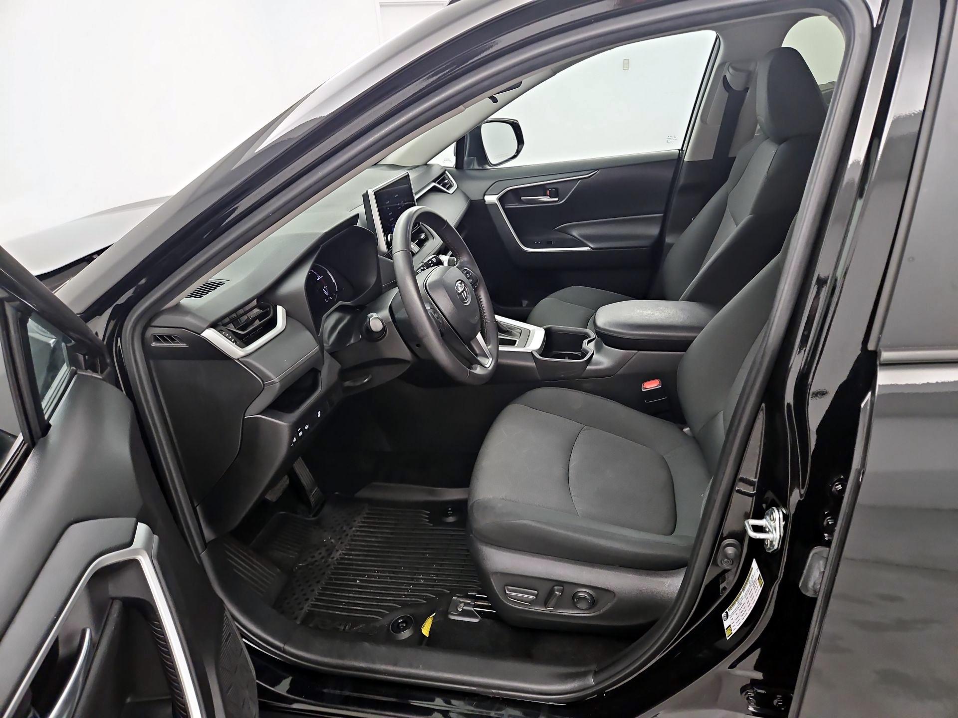 Thumbnail: 2024 Toyota RAV4 - 11