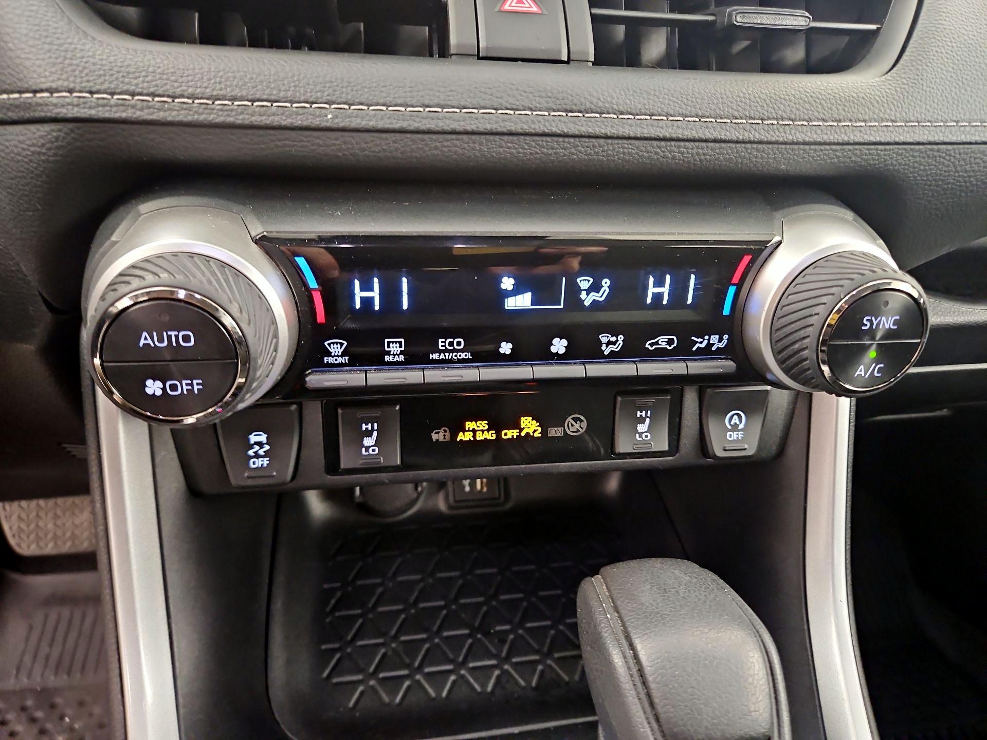 Thumbnail: 2024 Toyota RAV4 - 16