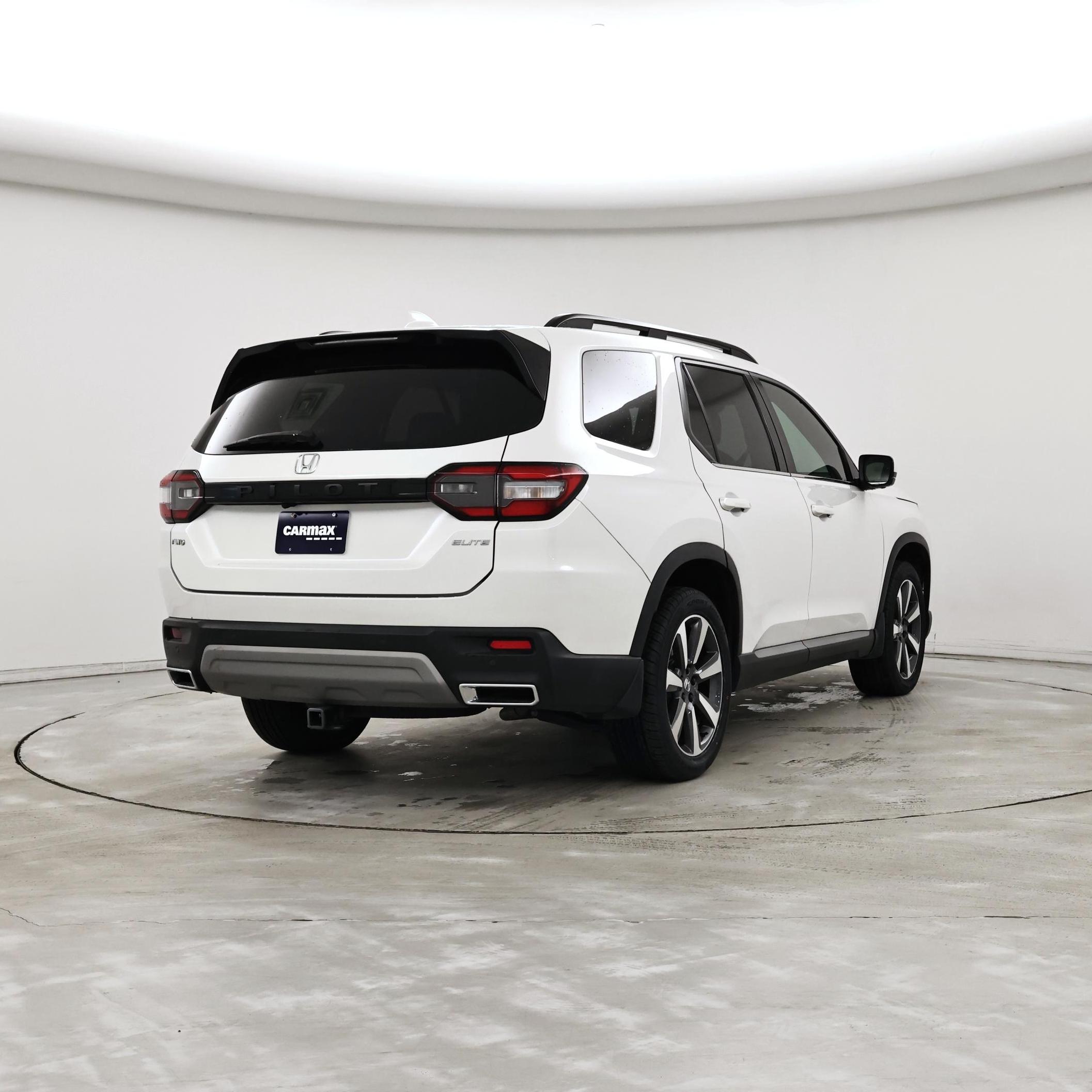 Thumbnail: 2023 Honda Pilot - 8