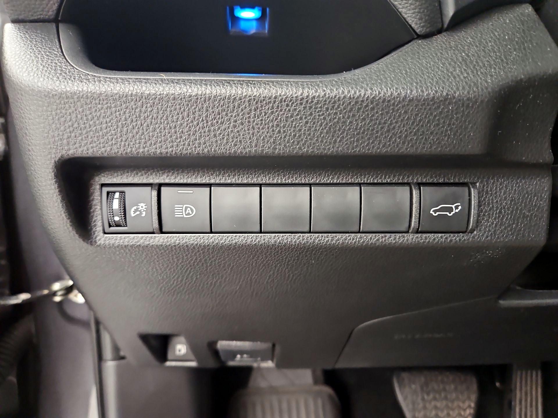 Thumbnail: 2023 Toyota RAV4 - 13