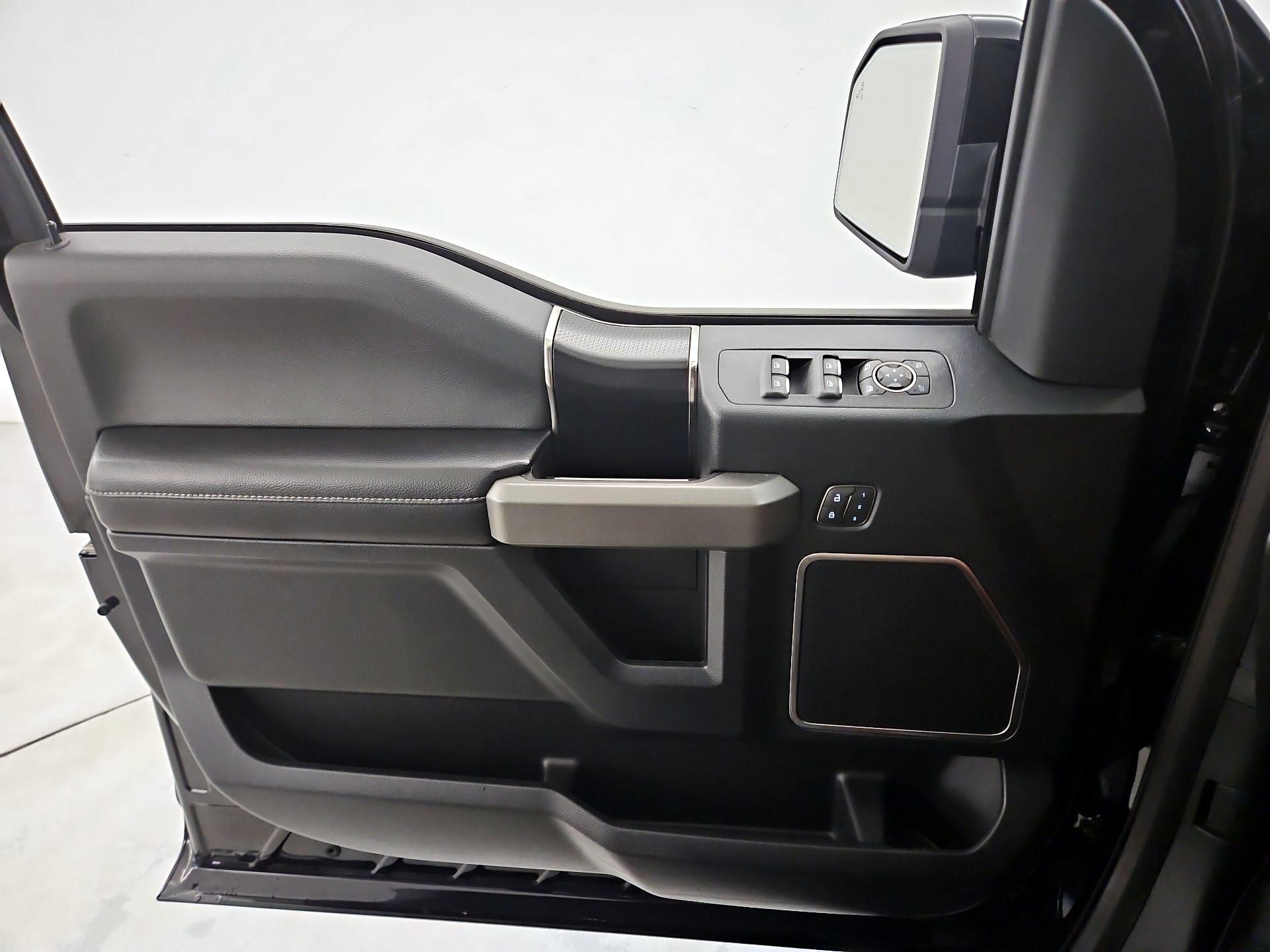 Thumbnail: 2018 Ford F-150 - 12