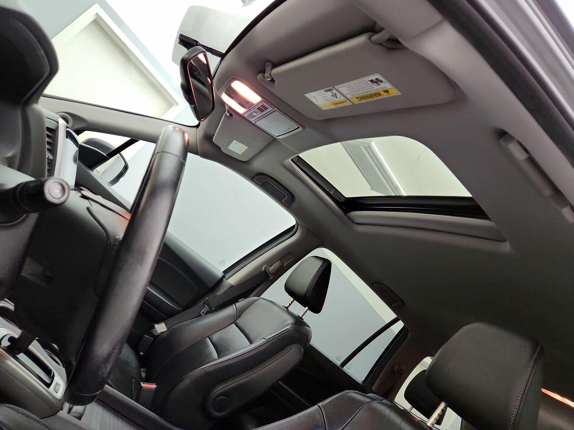 Thumbnail: 2017 Honda Pilot - 19