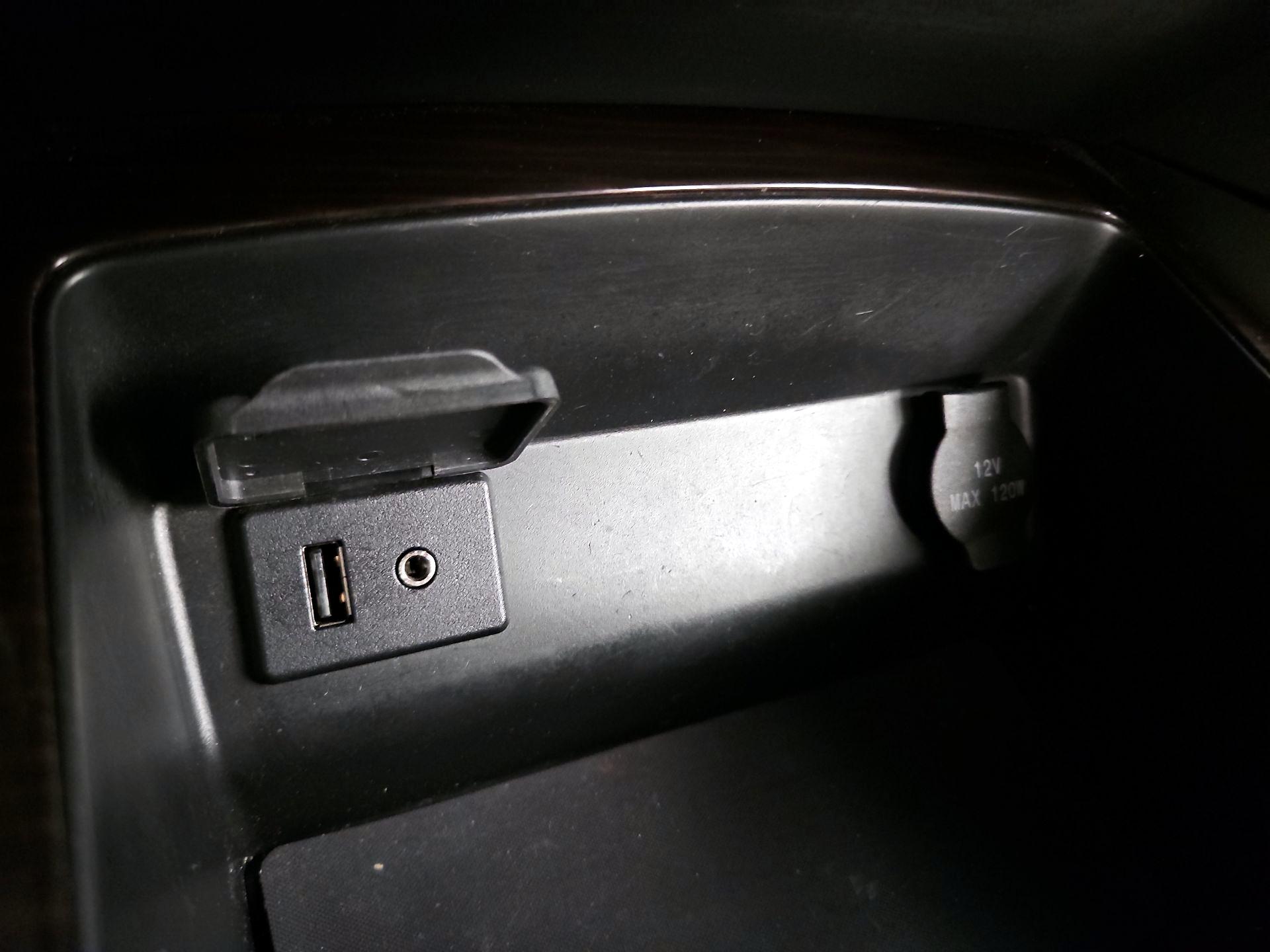 Thumbnail: 2015 Nissan Altima - 19