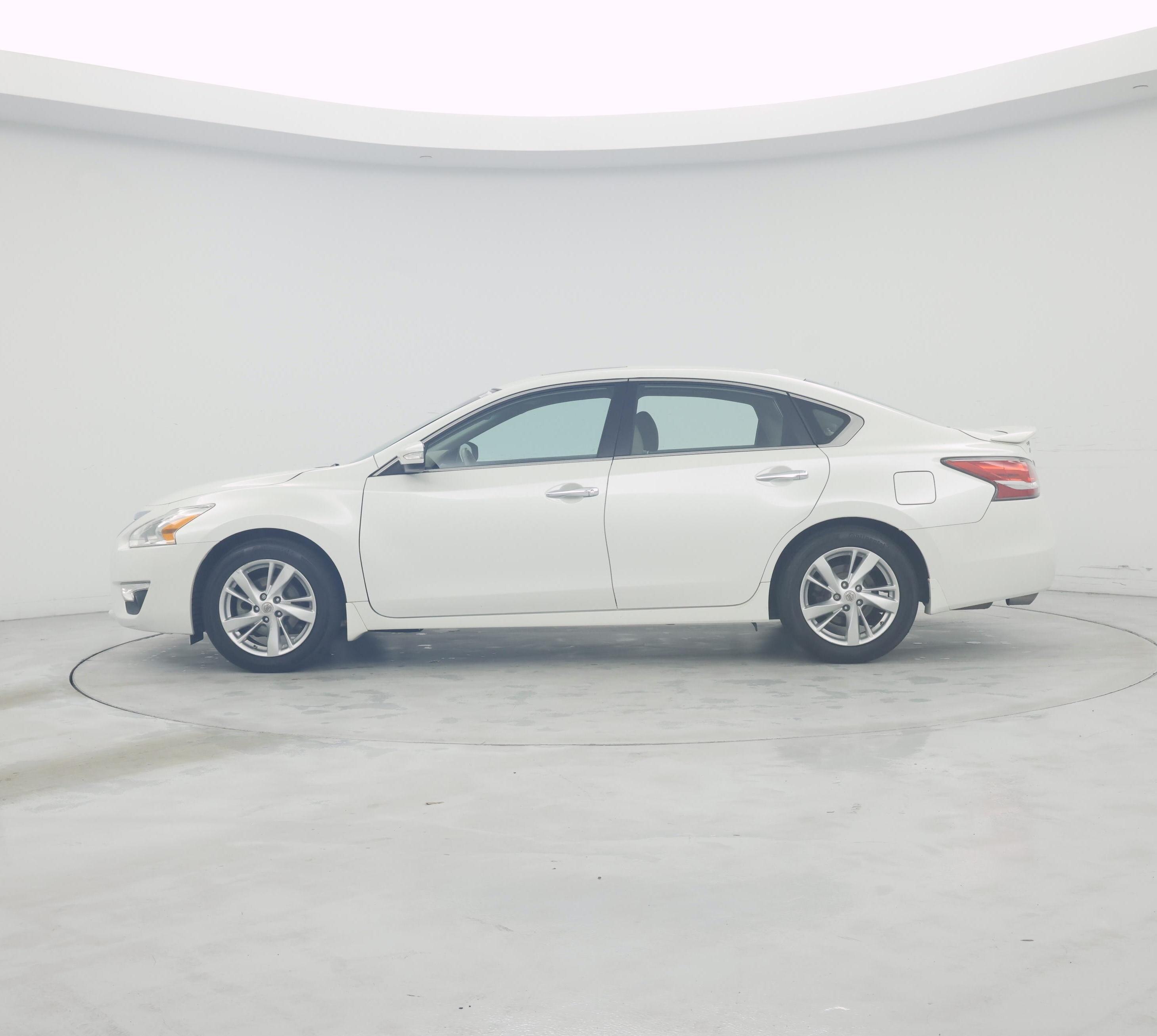 Thumbnail: 2015 Nissan Altima - 3