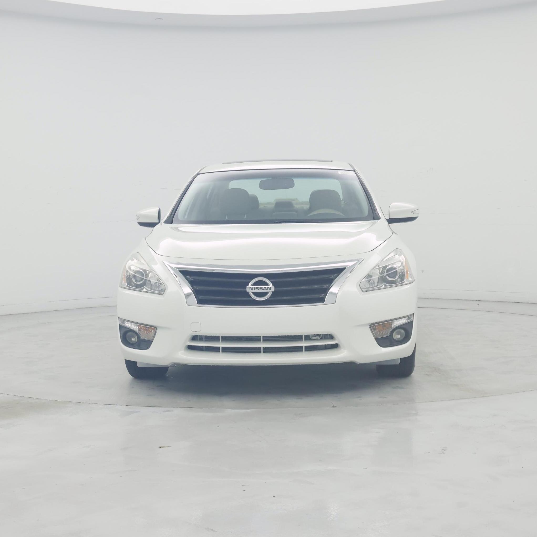 Thumbnail: 2015 Nissan Altima - 5