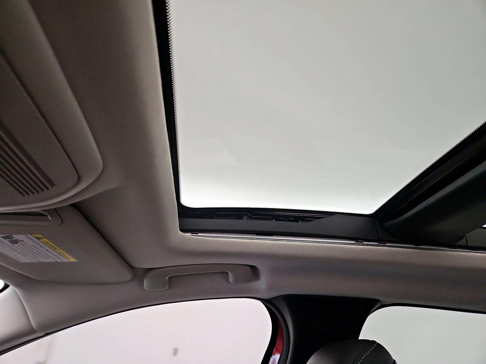 Thumbnail: 2025 Mazda CX-50 - 18