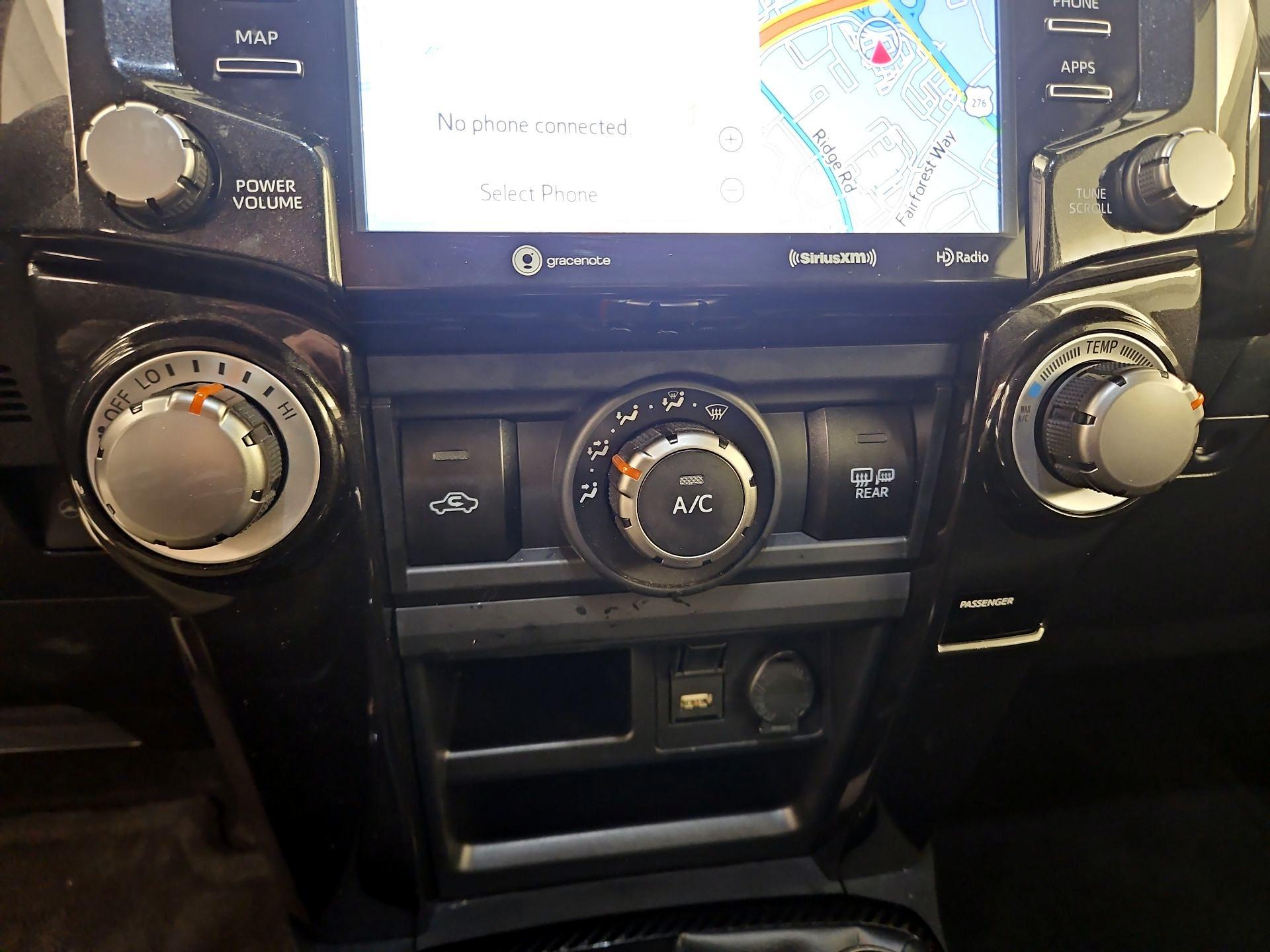 Thumbnail: 2023 Toyota 4Runner - 17