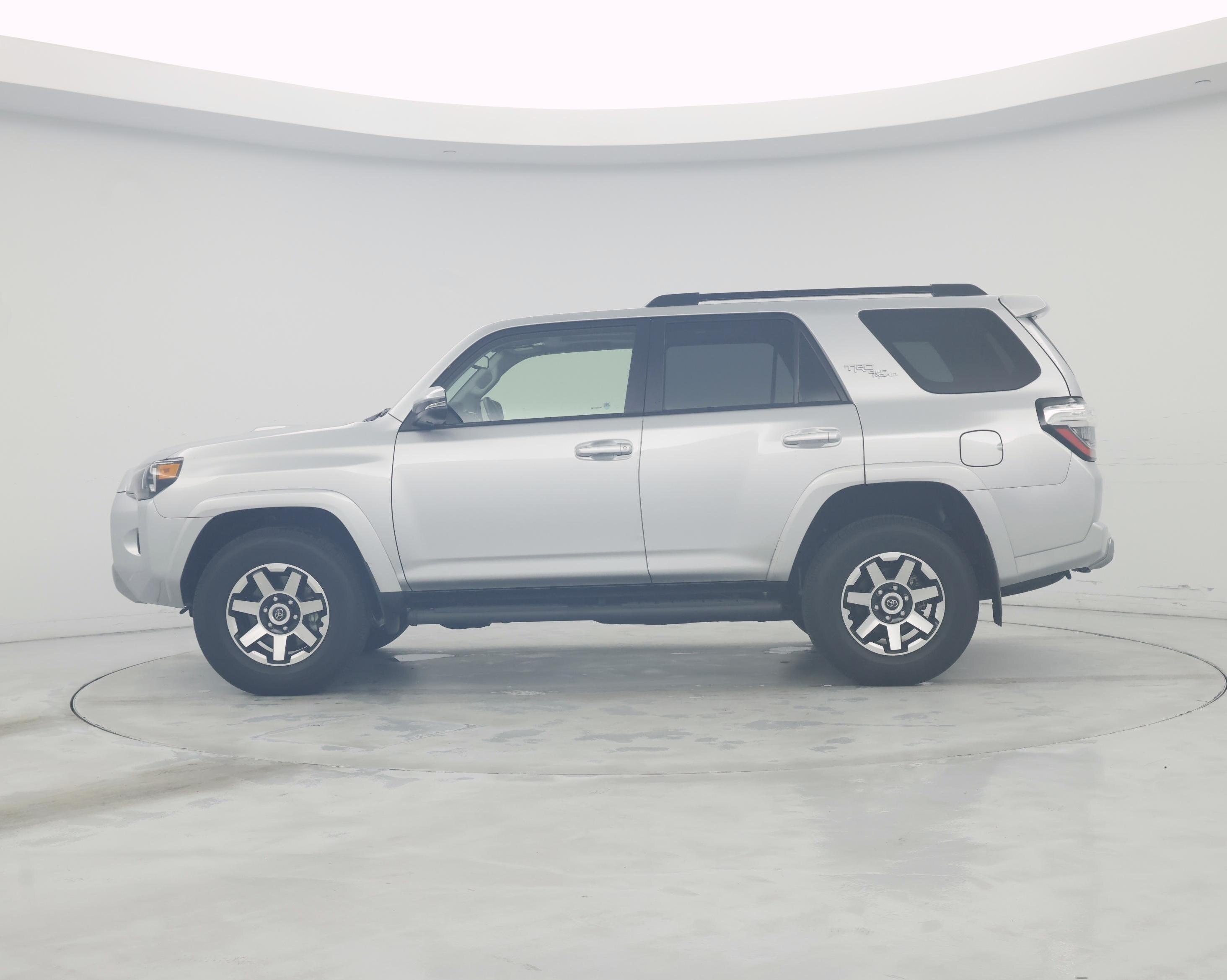 Thumbnail: 2023 Toyota 4Runner - 3