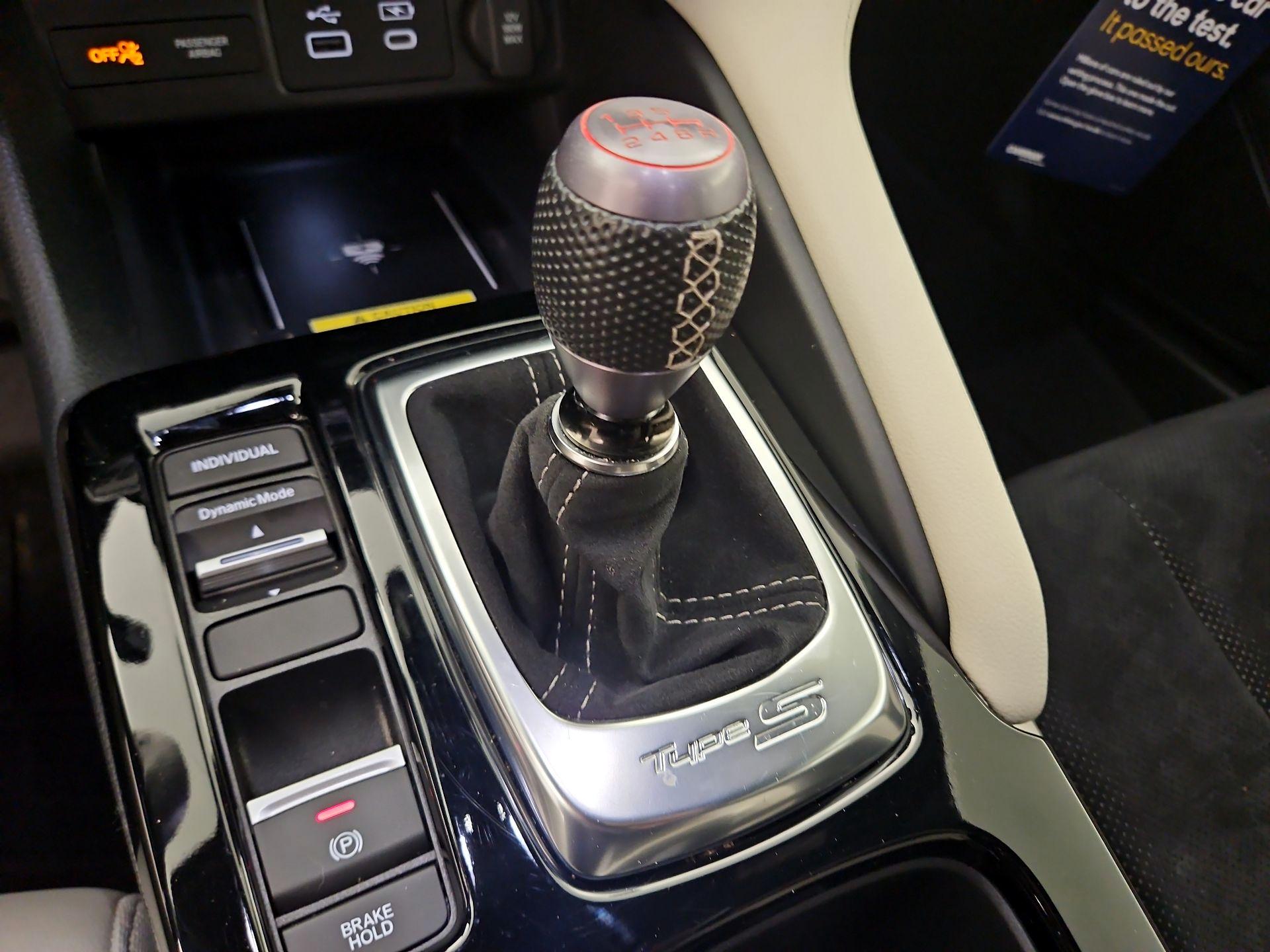 Thumbnail: 2024 Acura Integra - 16