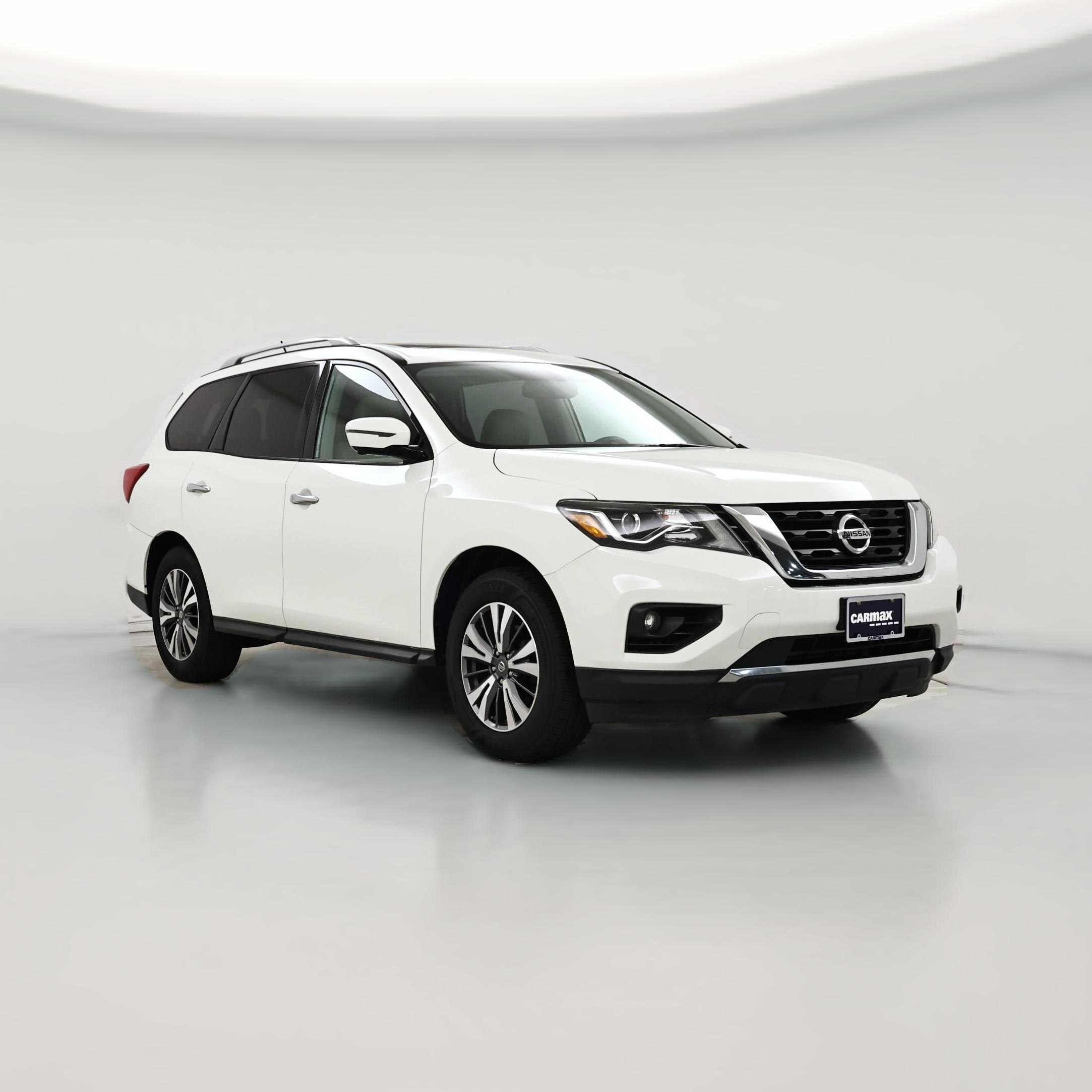 Thumbnail: 2017 Nissan Pathfinder - 1