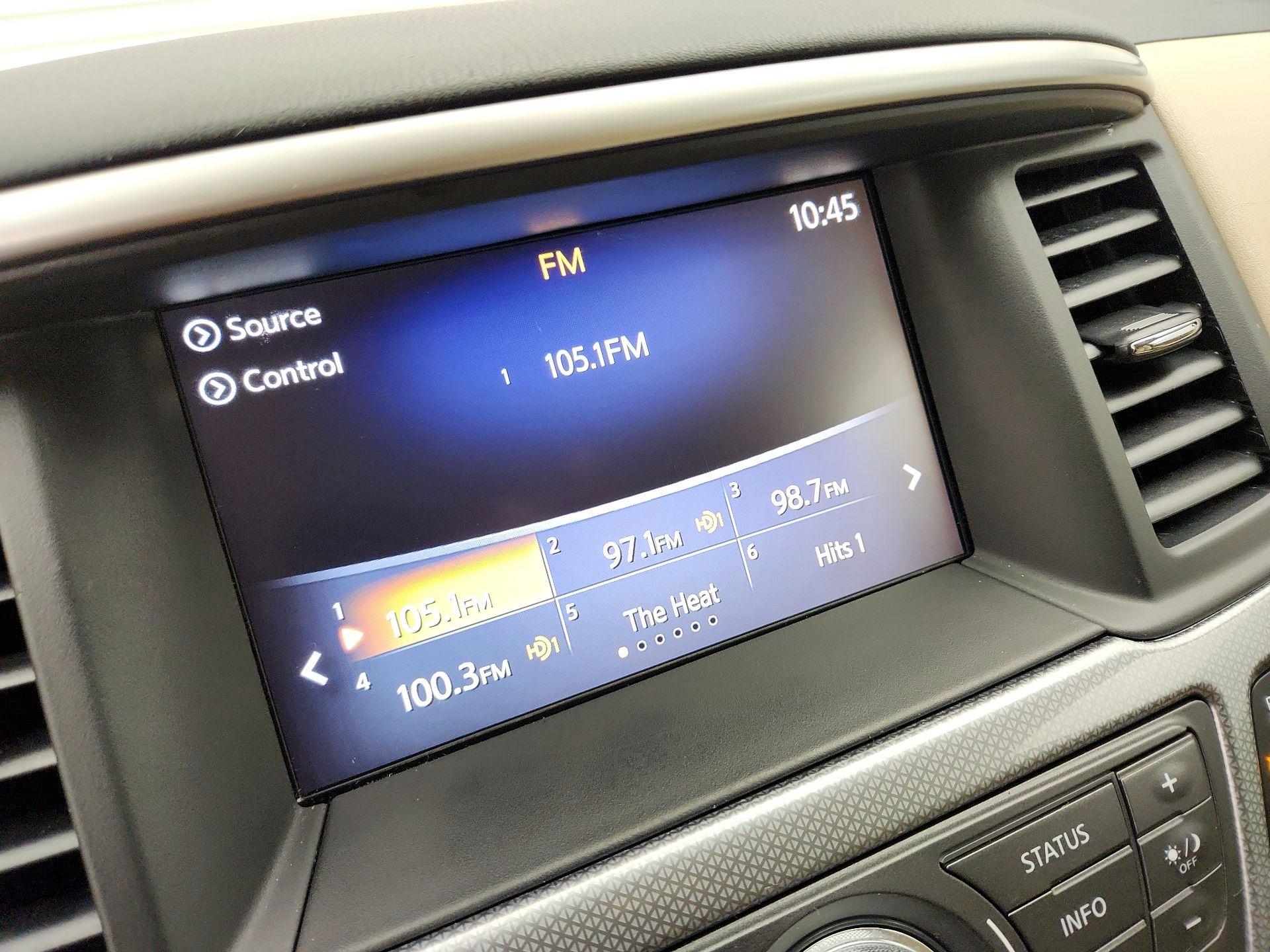 Thumbnail: 2017 Nissan Pathfinder - 16