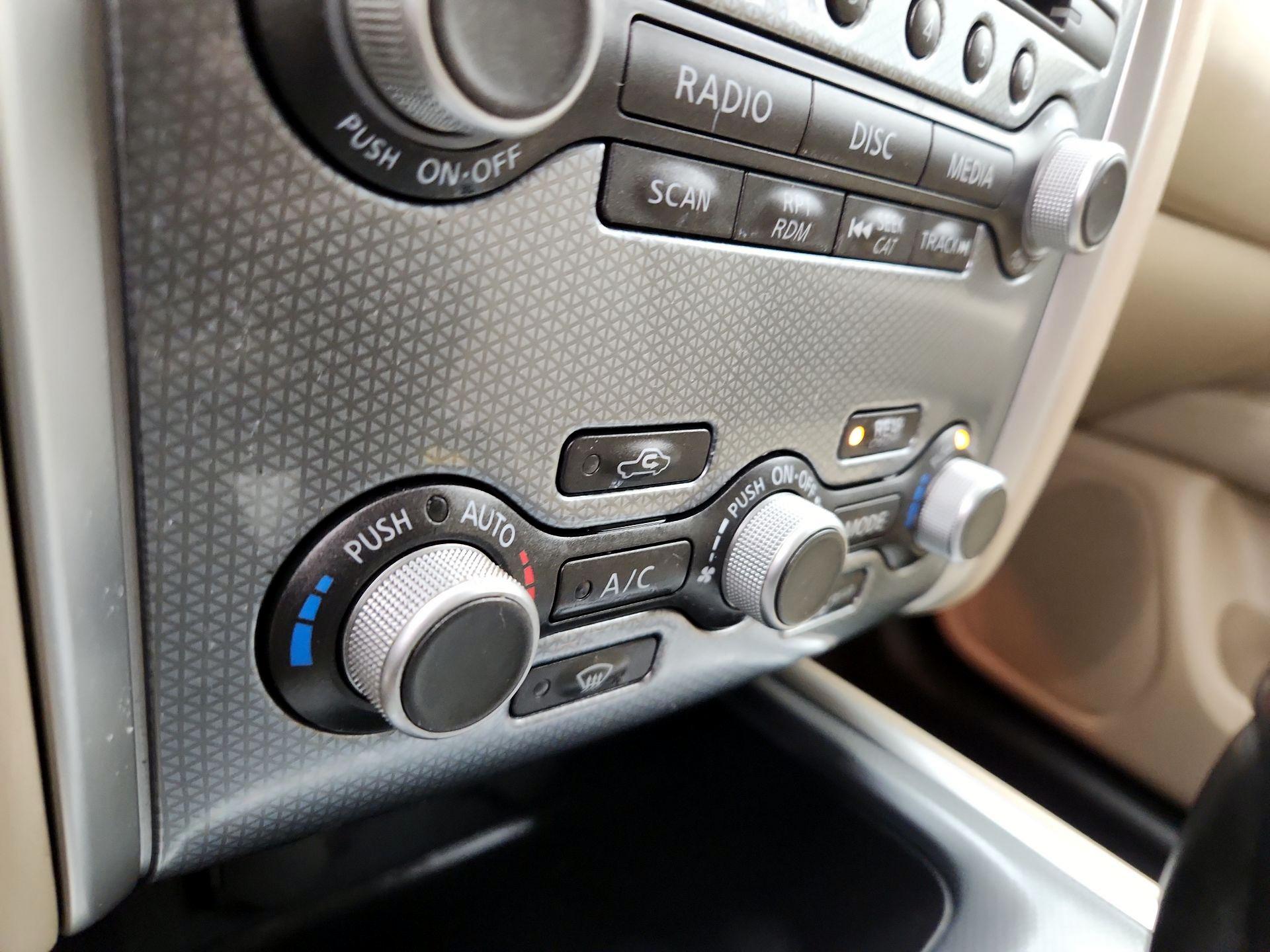 Thumbnail: 2017 Nissan Pathfinder - 17