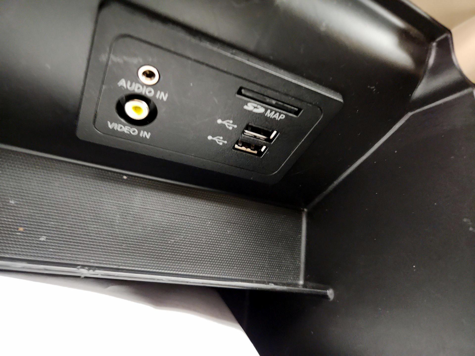 Thumbnail: 2017 Nissan Pathfinder - 19