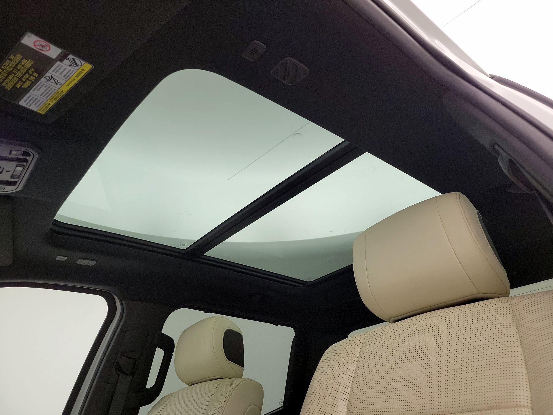 Thumbnail: 2022 Toyota Tundra - 19