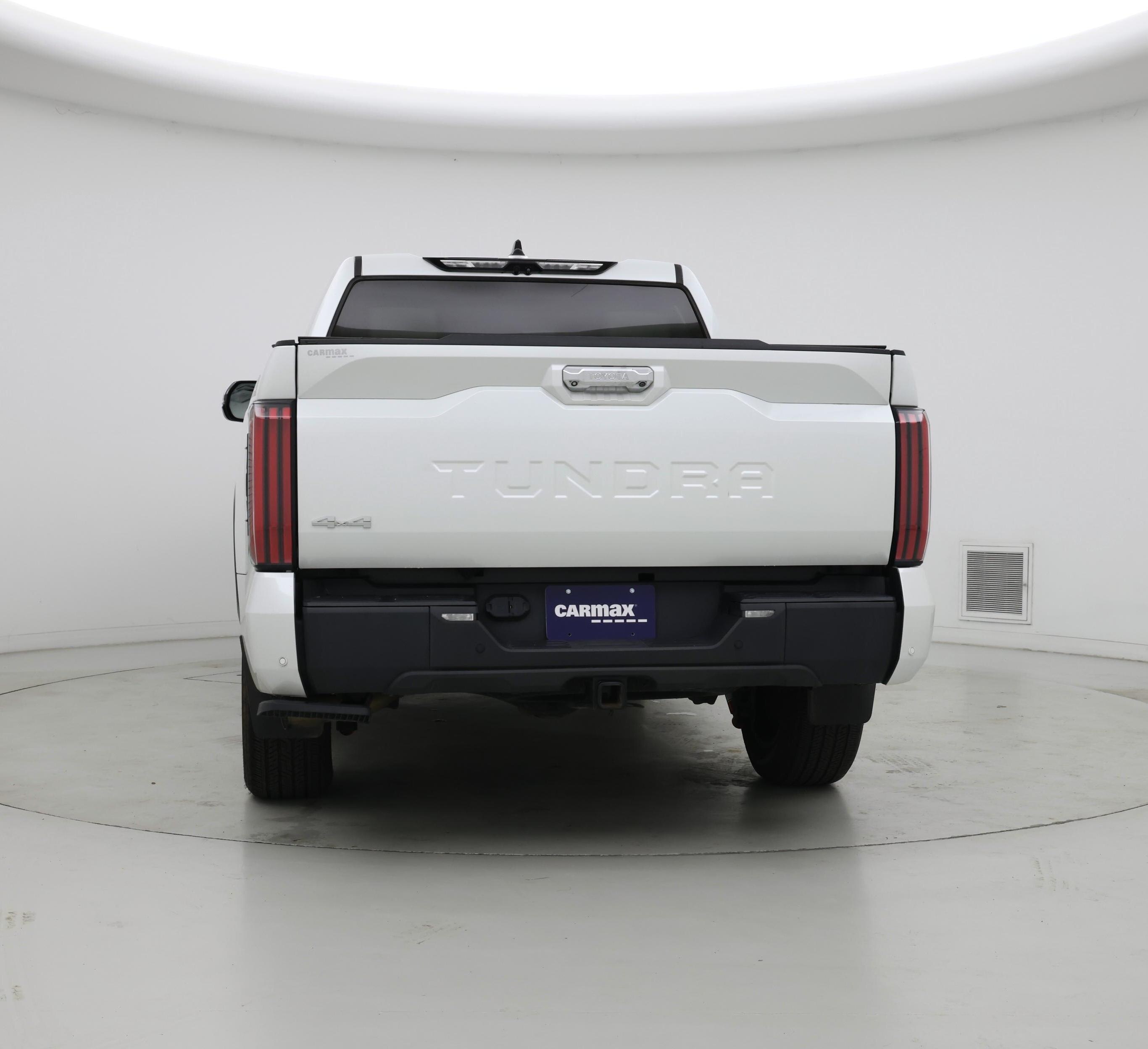 Thumbnail: 2022 Toyota Tundra - 6