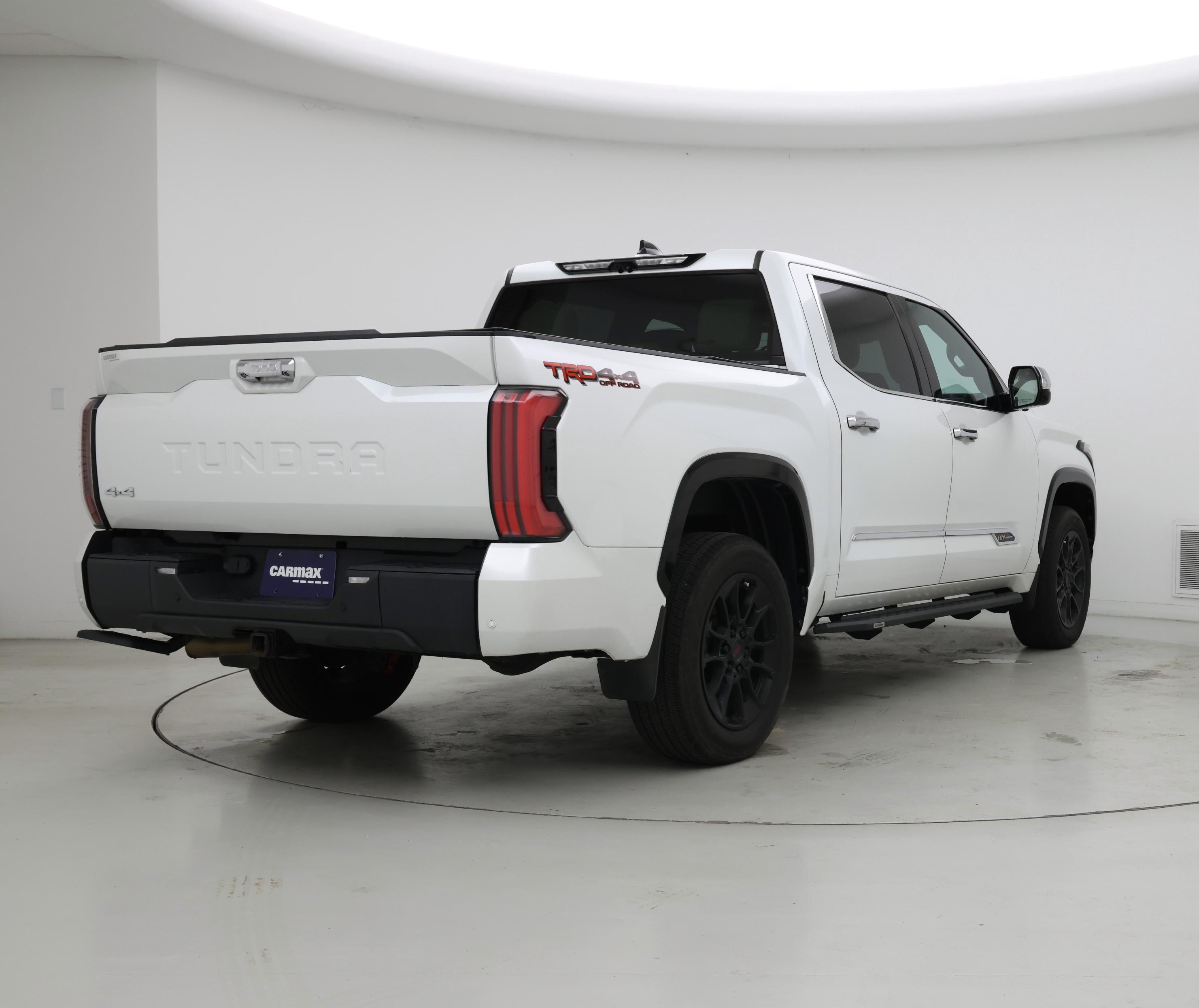 Thumbnail: 2022 Toyota Tundra - 8