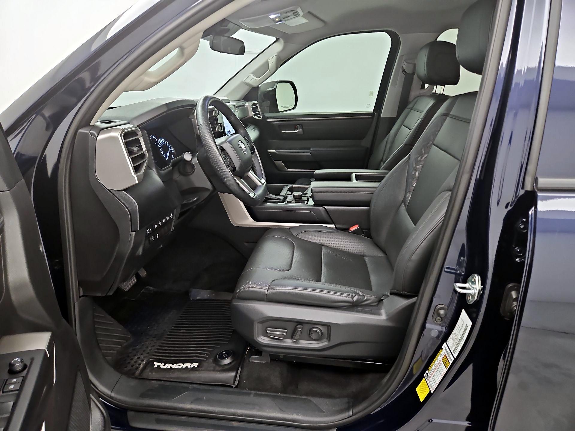Thumbnail: 2024 Toyota Tundra - 11