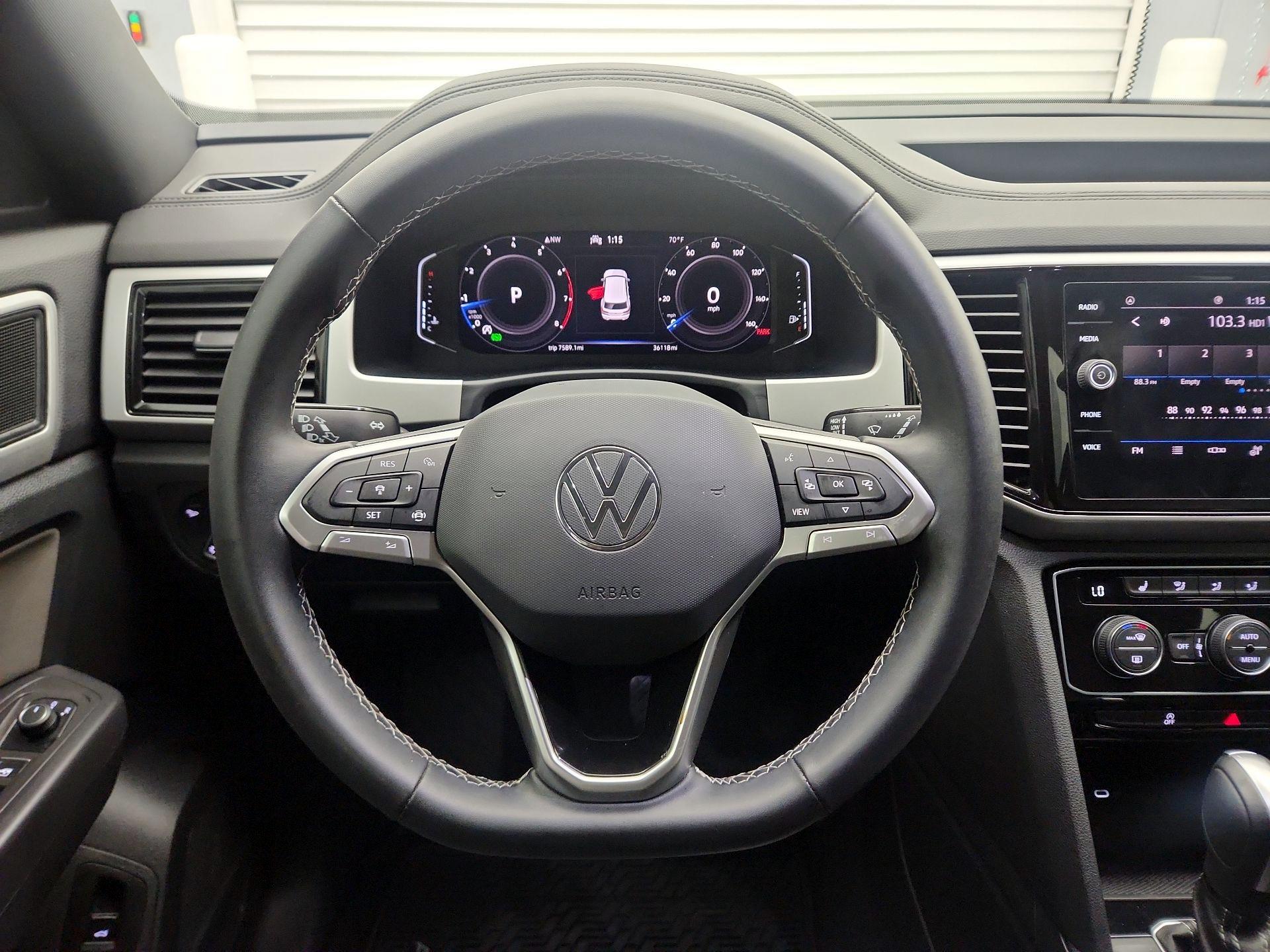 Thumbnail: 2022 Volkswagen Atlas - 10