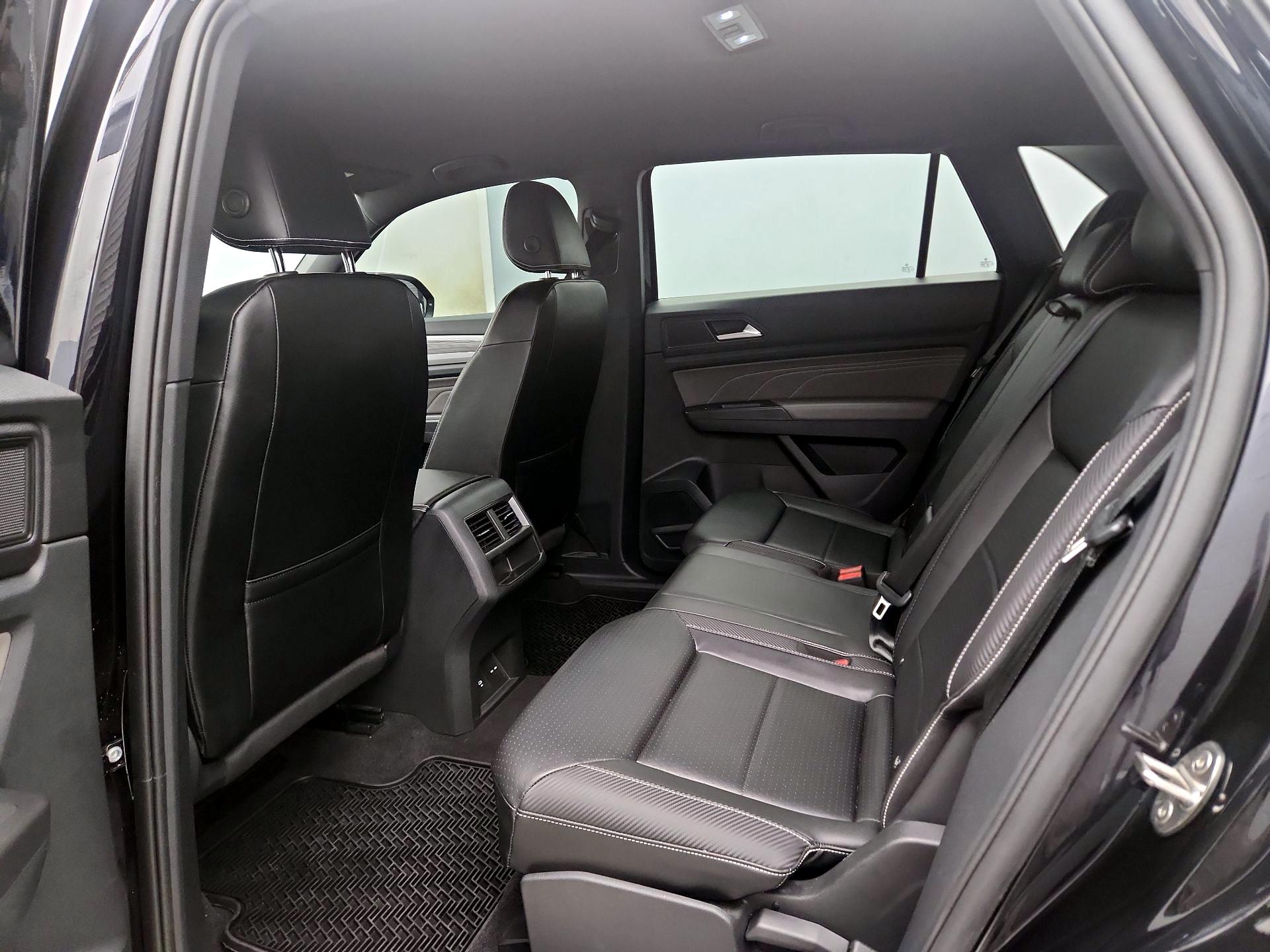 Thumbnail: 2022 Volkswagen Atlas - 19