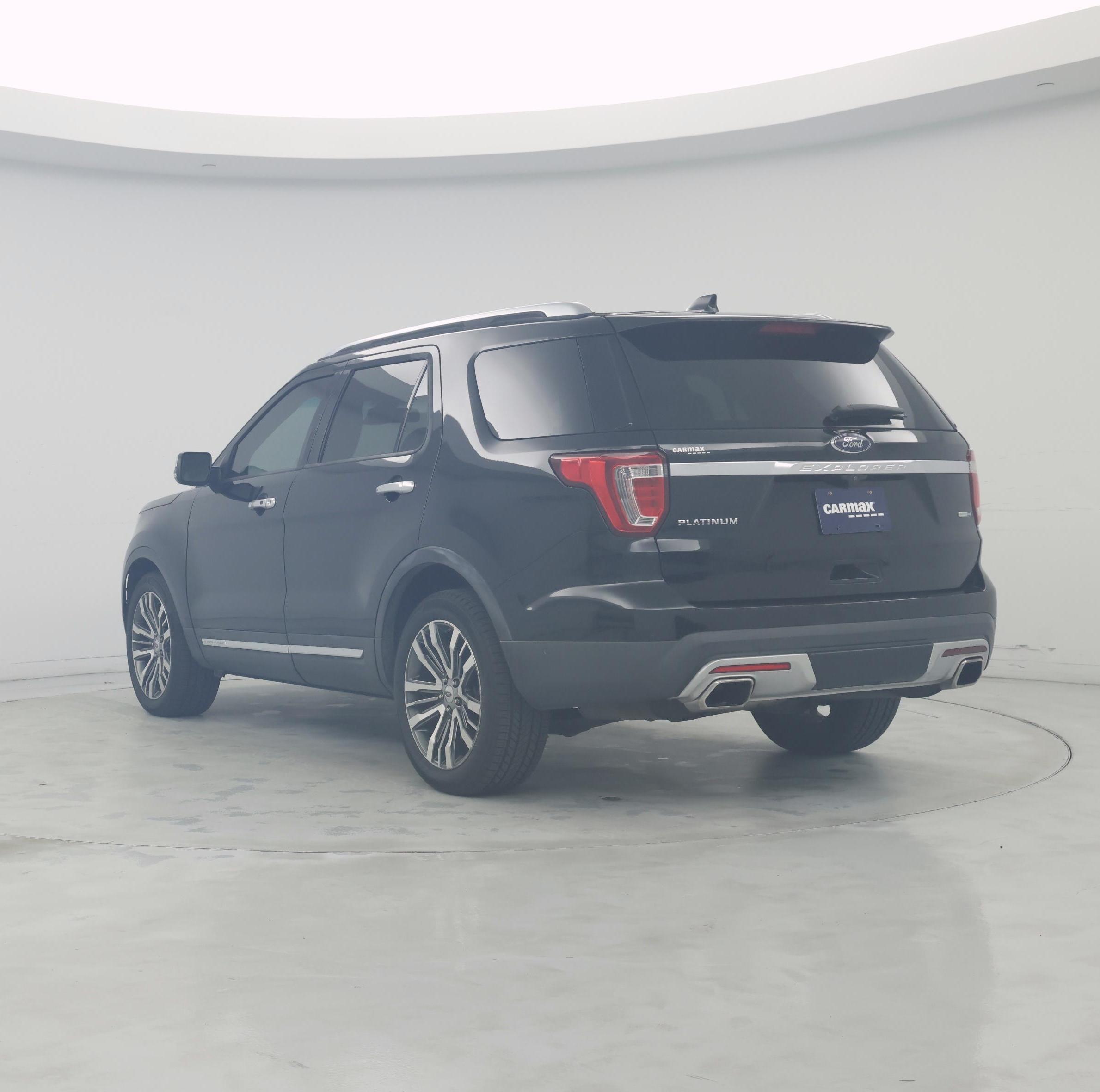 Thumbnail: 2016 Ford Explorer - 2