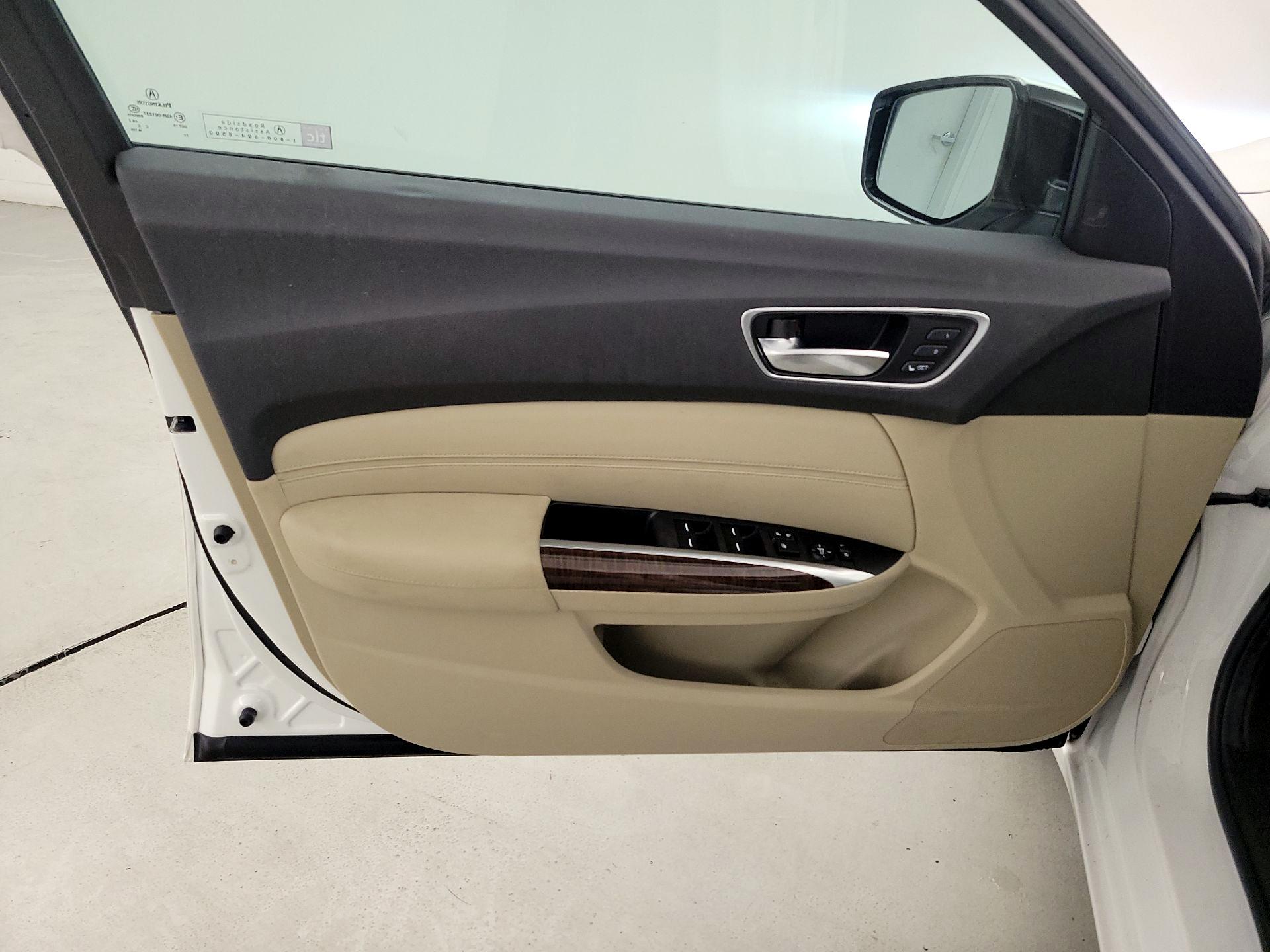 Thumbnail: 2020 Acura TLX - 12