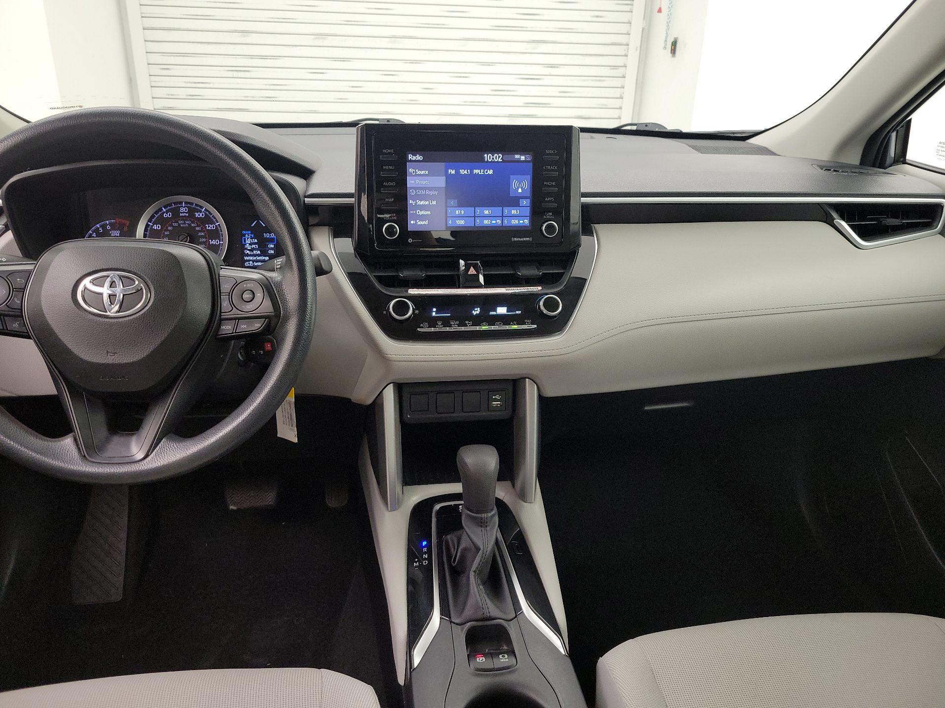 Thumbnail: 2022 Toyota Corolla Cross - 9