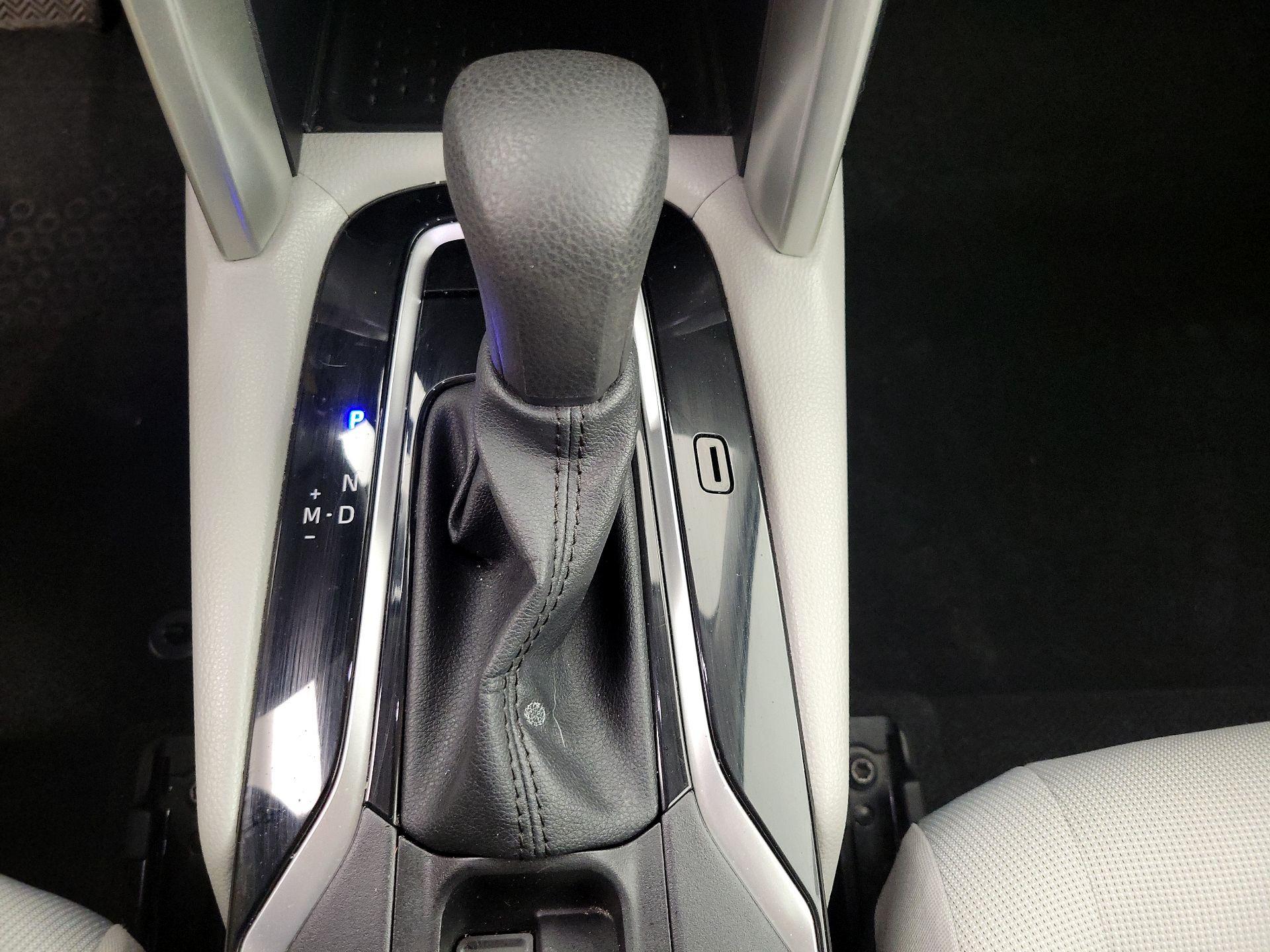 Thumbnail: 2022 Toyota Corolla Cross - 17