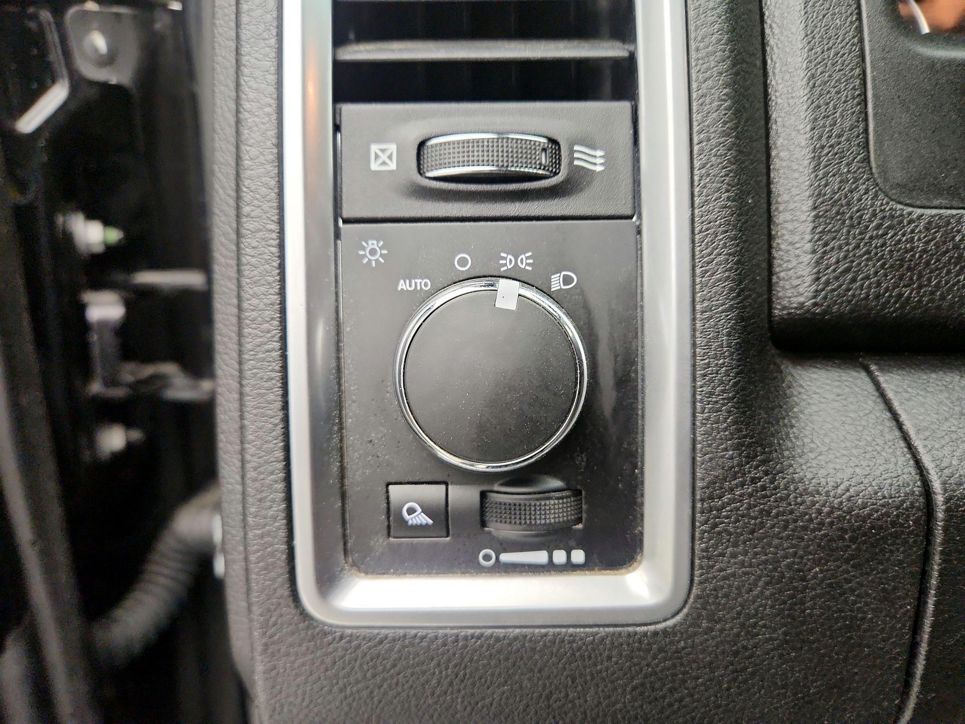 Thumbnail: 2022 RAM 1500 Classic - 13