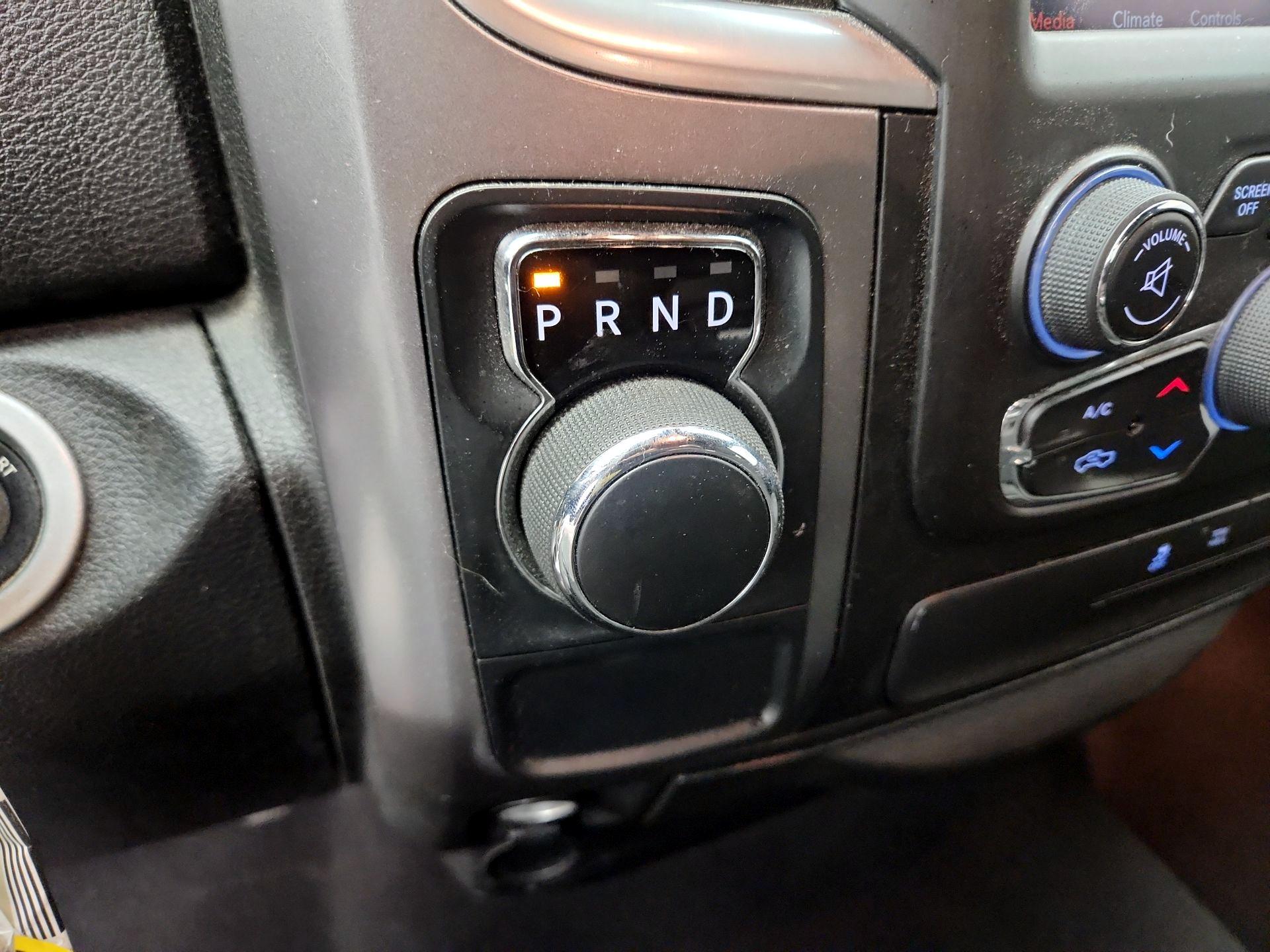 Thumbnail: 2022 RAM 1500 Classic - 18