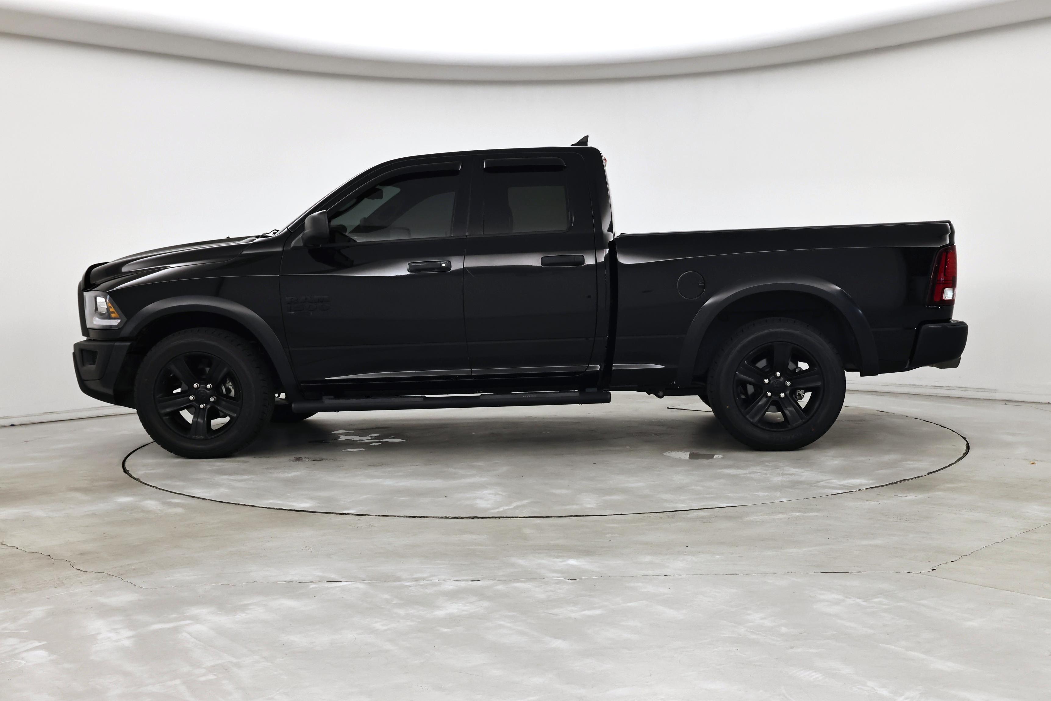 Thumbnail: 2022 RAM 1500 Classic - 3