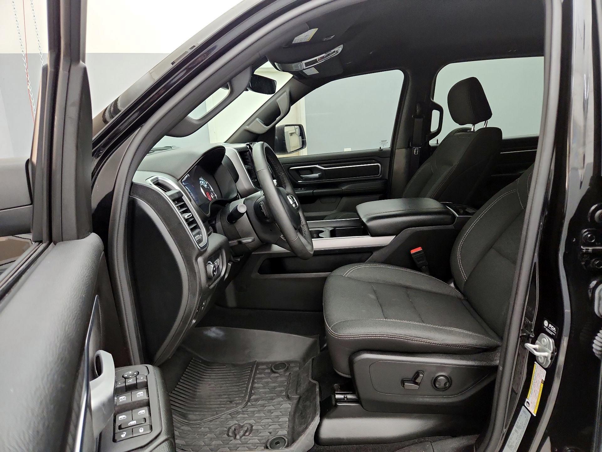 Thumbnail: 2025 RAM 1500 - 11