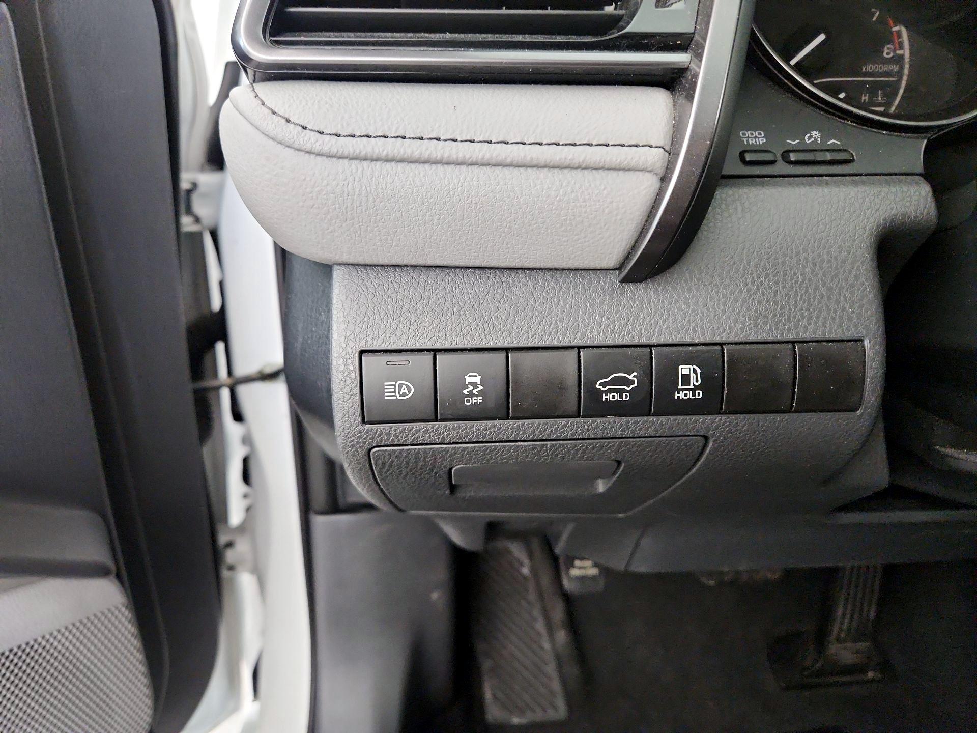 Thumbnail: 2024 Toyota Camry - 13