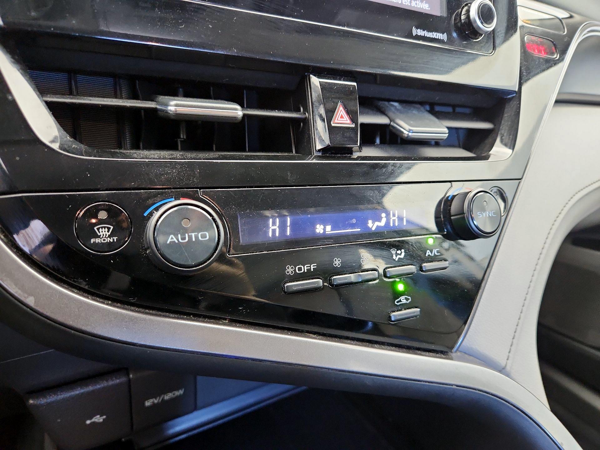 Thumbnail: 2024 Toyota Camry - 16