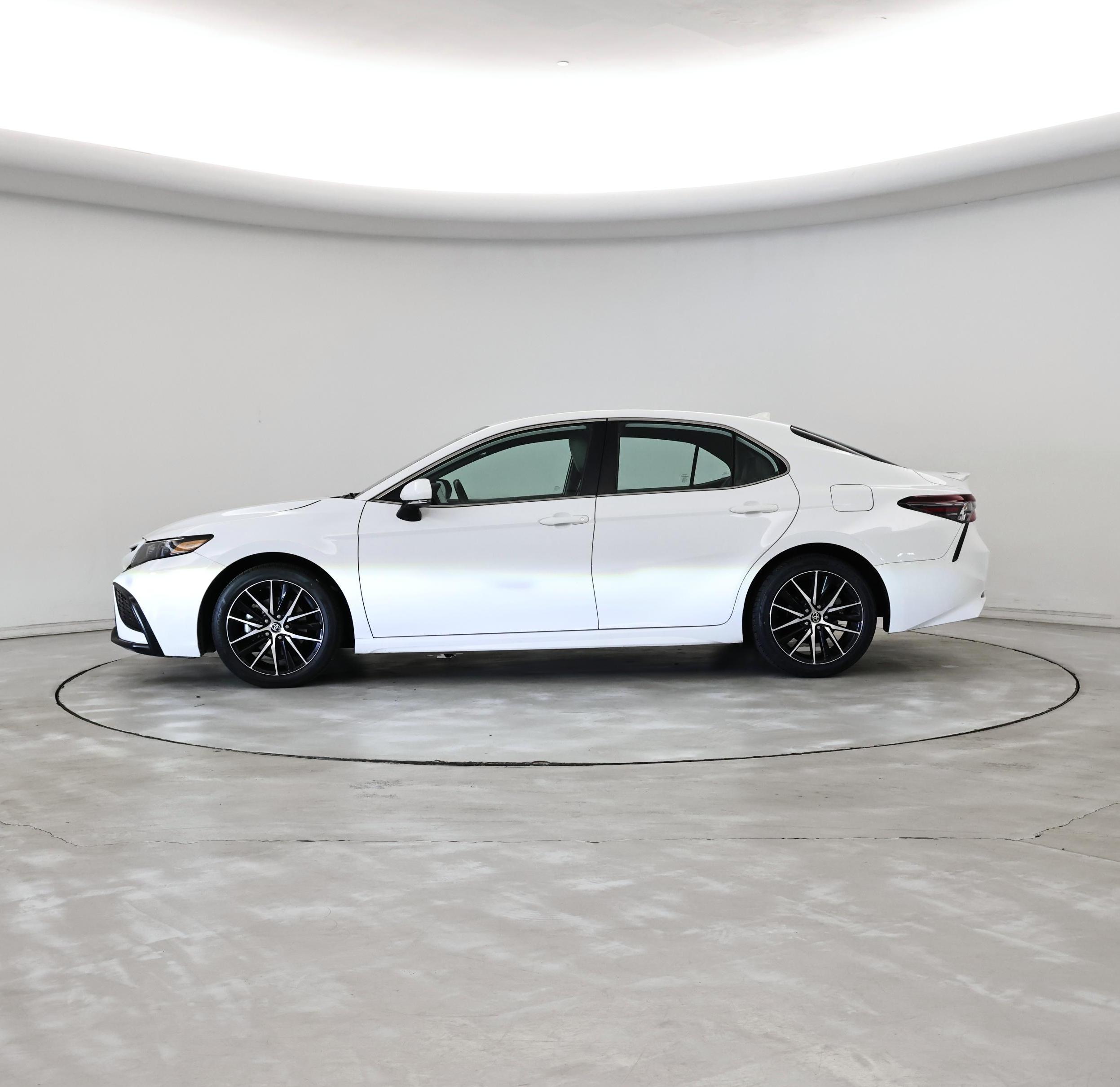 Thumbnail: 2024 Toyota Camry - 3