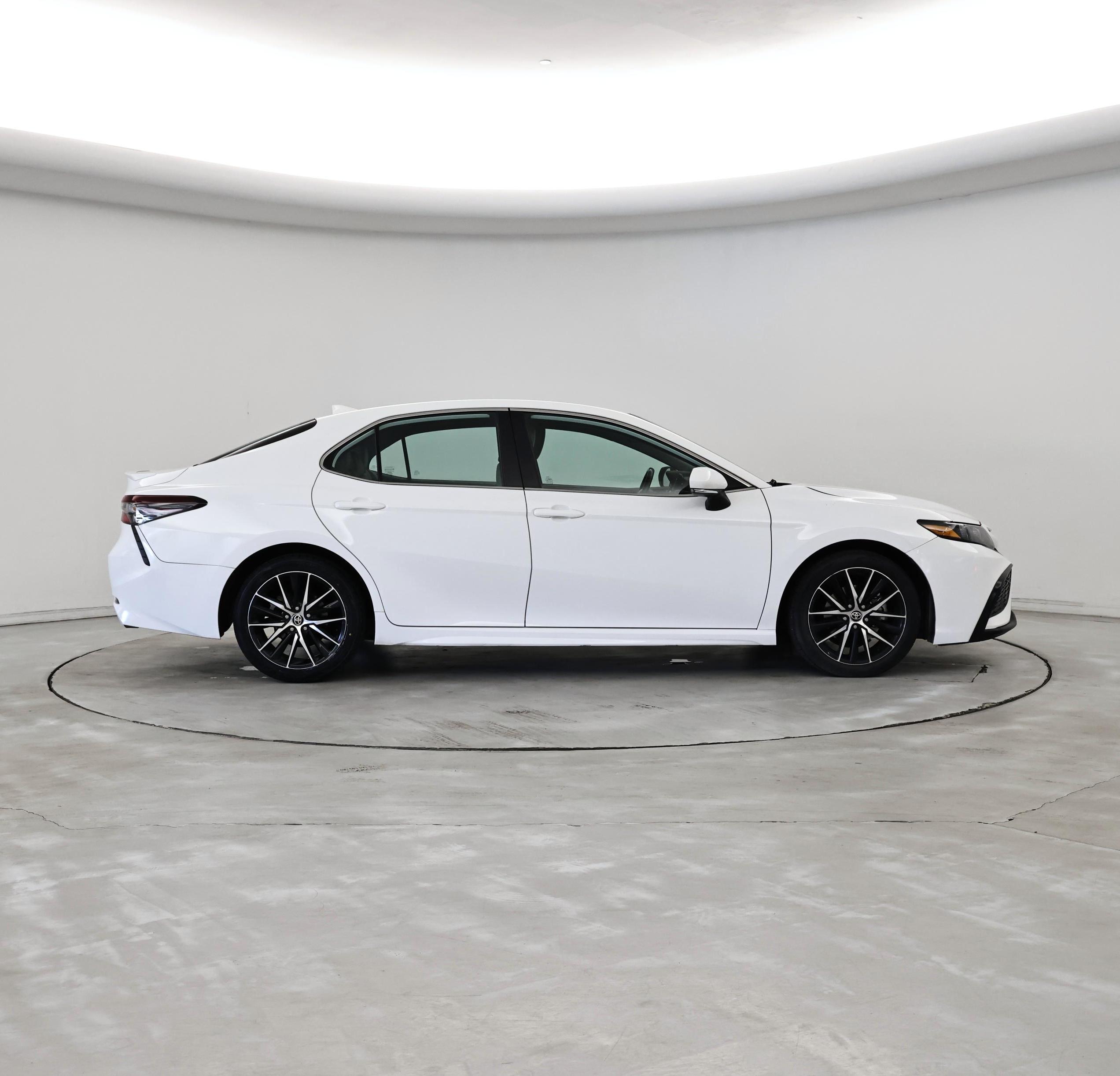 Thumbnail: 2024 Toyota Camry - 7