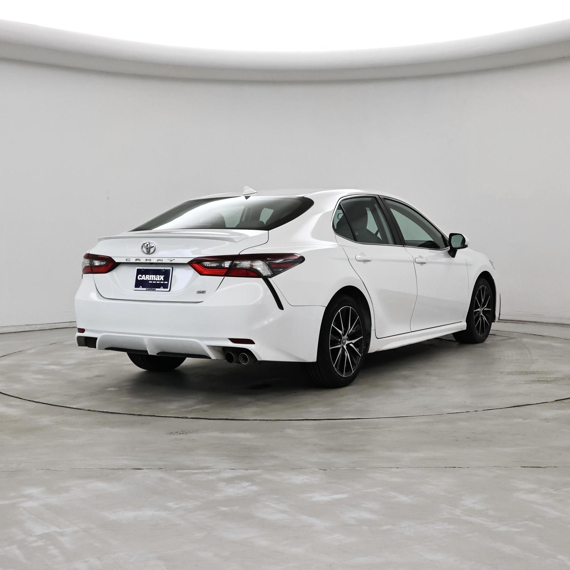 Thumbnail: 2024 Toyota Camry - 8