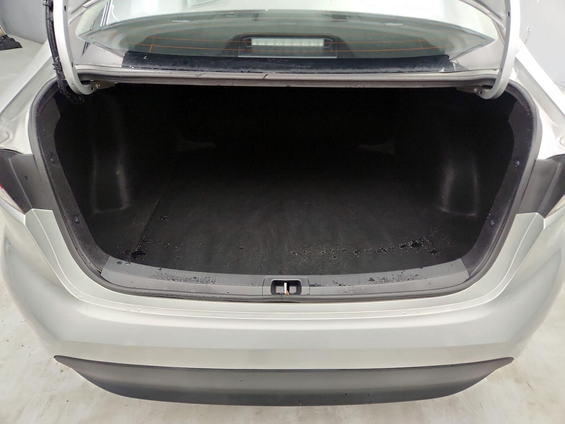 Thumbnail: 2025 Toyota Corolla - 20