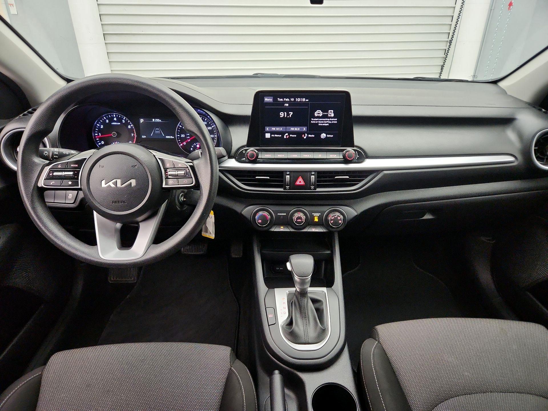 Thumbnail: 2024 Kia Forte - 9