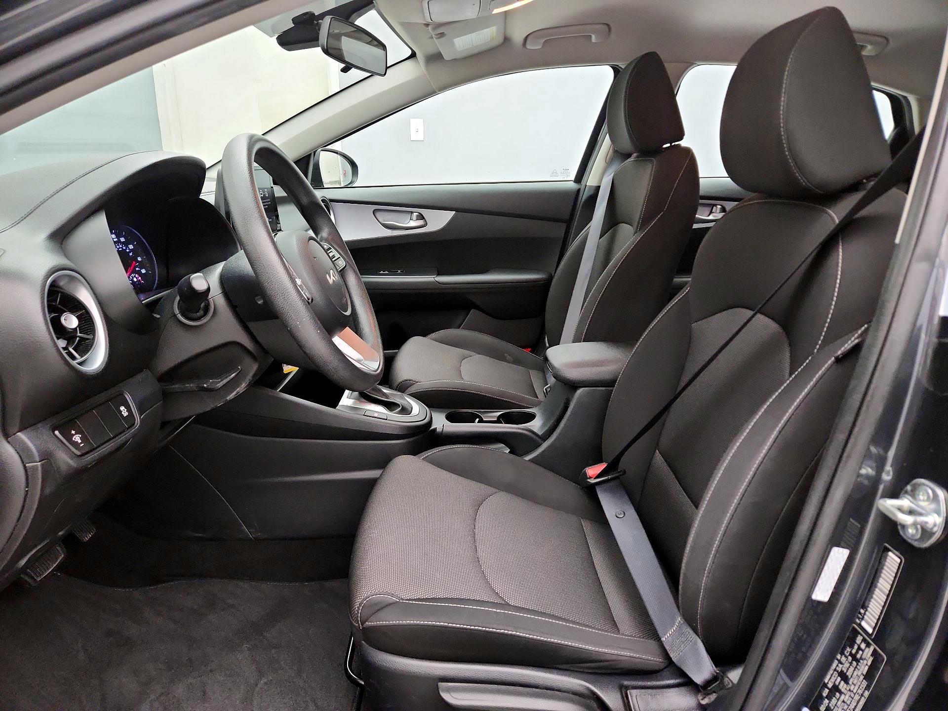 Thumbnail: 2024 Kia Forte - 11