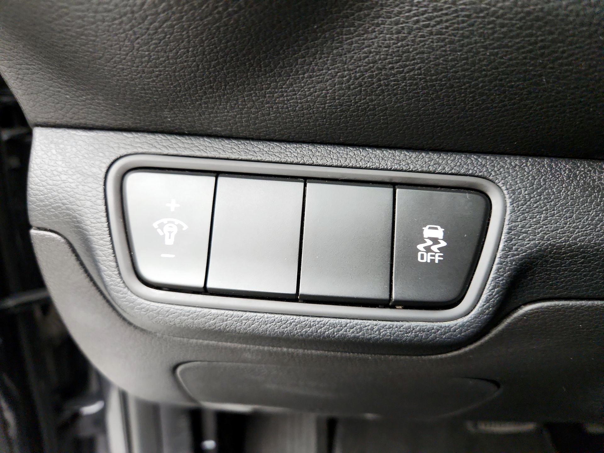 Thumbnail: 2024 Kia Forte - 13