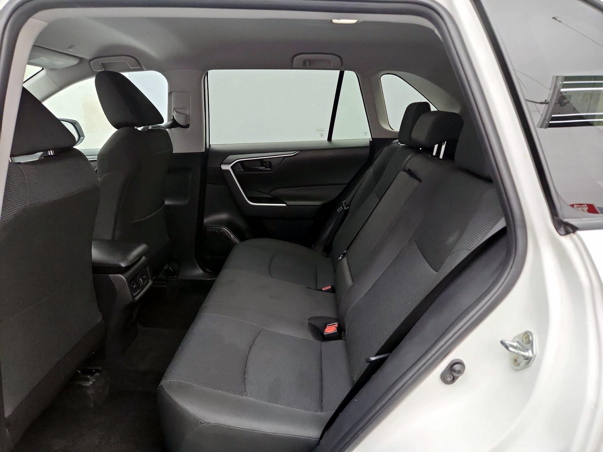 Thumbnail: 2024 Toyota RAV4 - 19