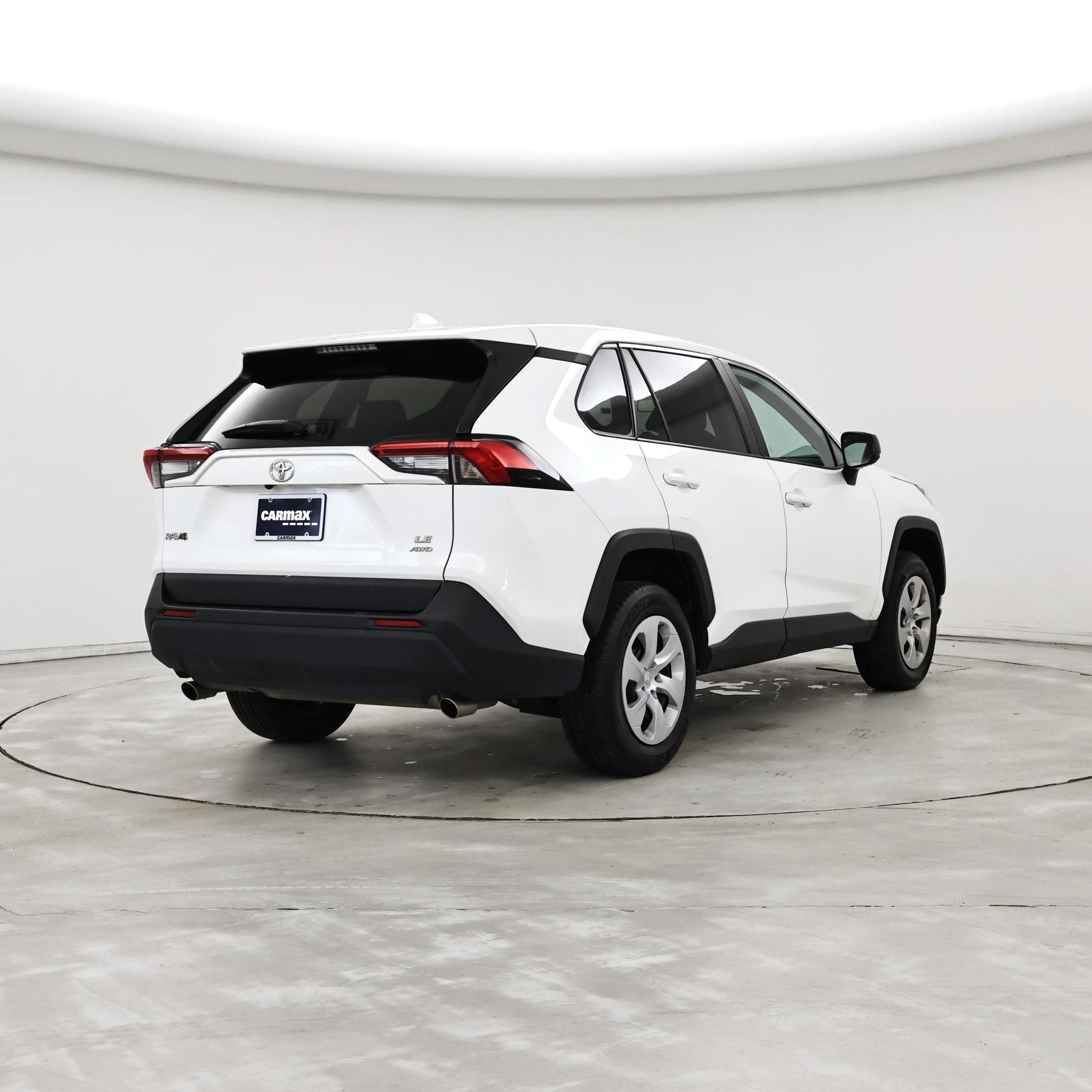 Thumbnail: 2024 Toyota RAV4 - 8