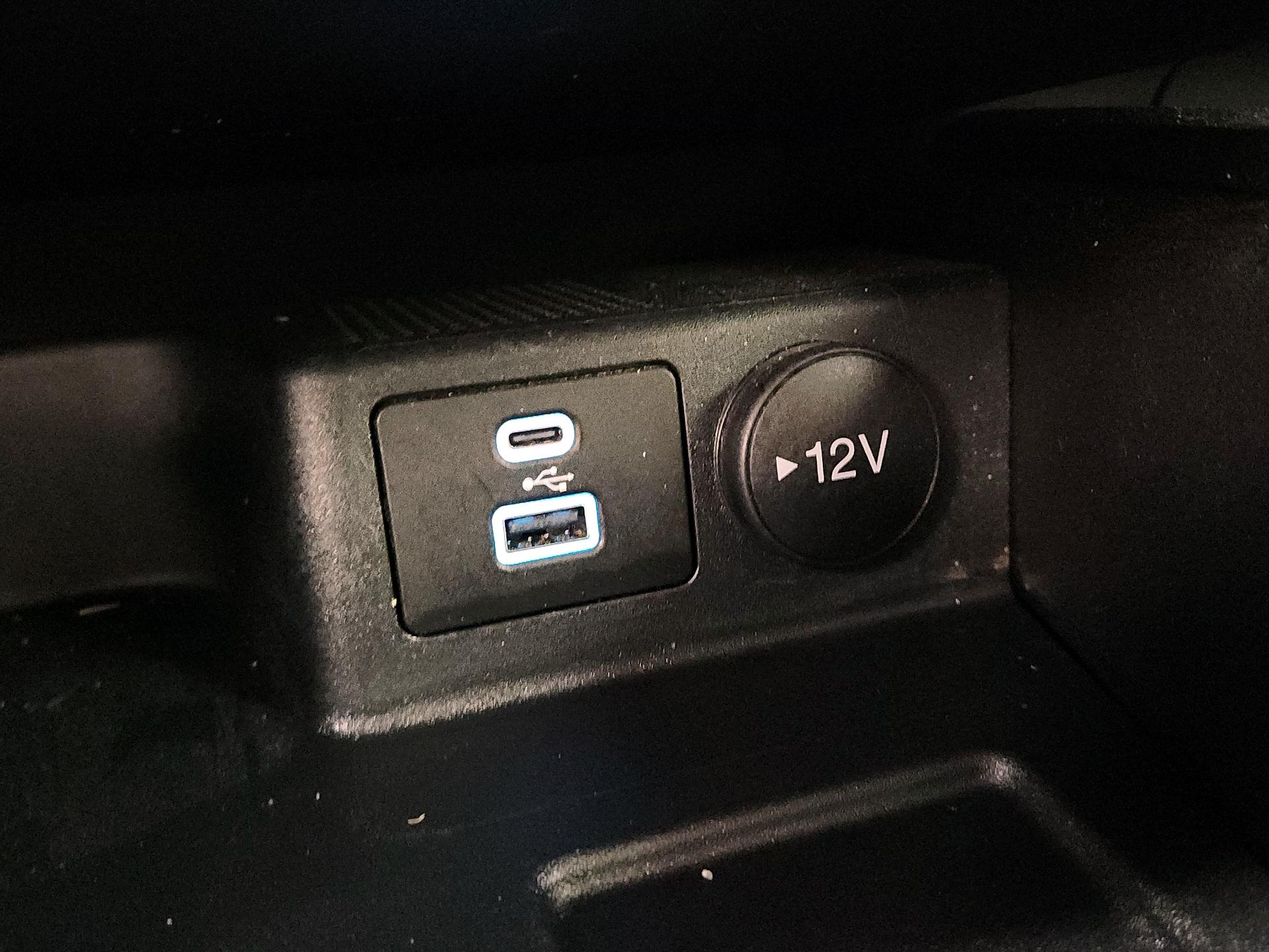 Thumbnail: 2022 Ford Escape - 18