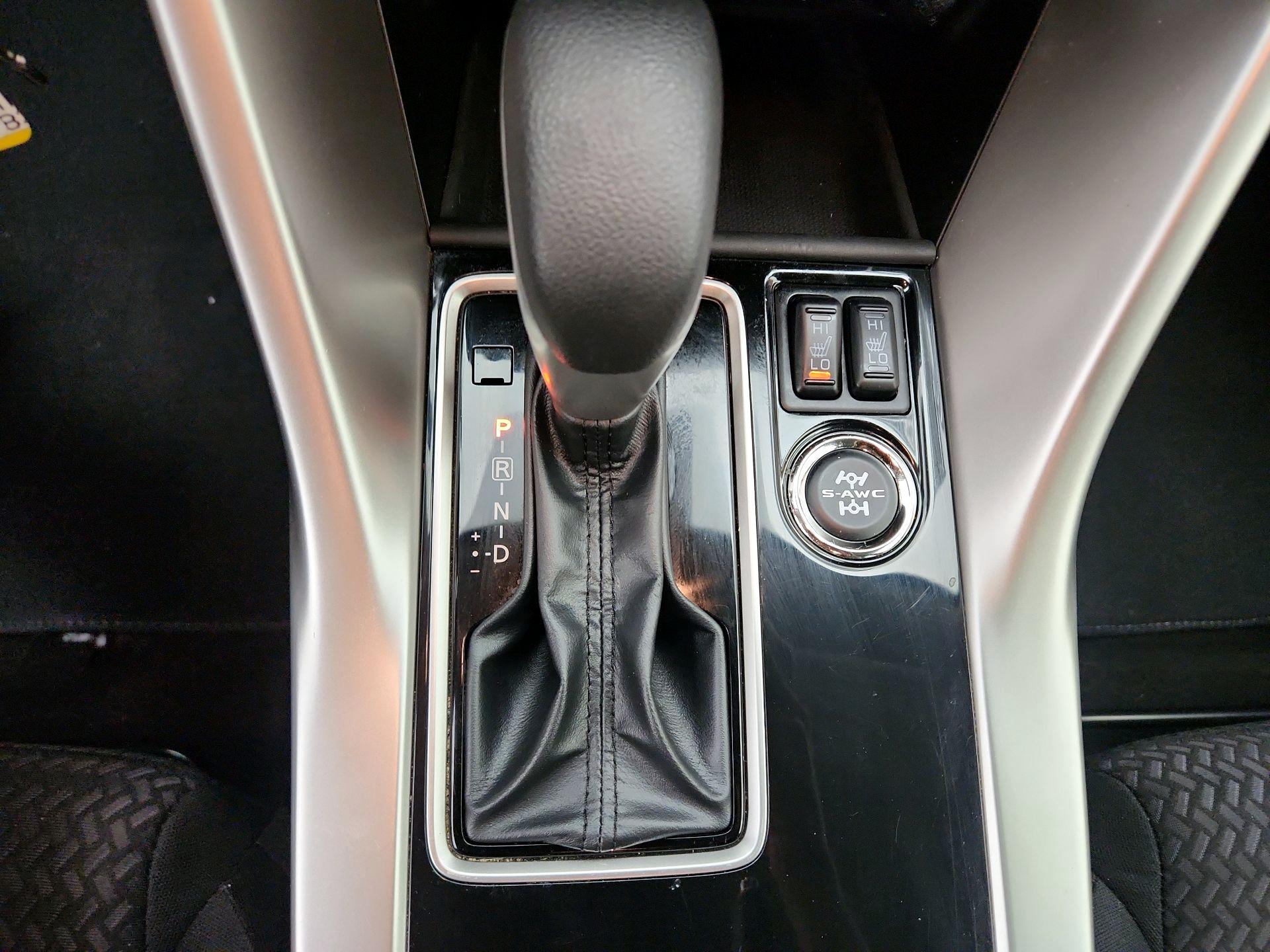 Thumbnail: 2023 Mitsubishi Eclipse Cross - 17