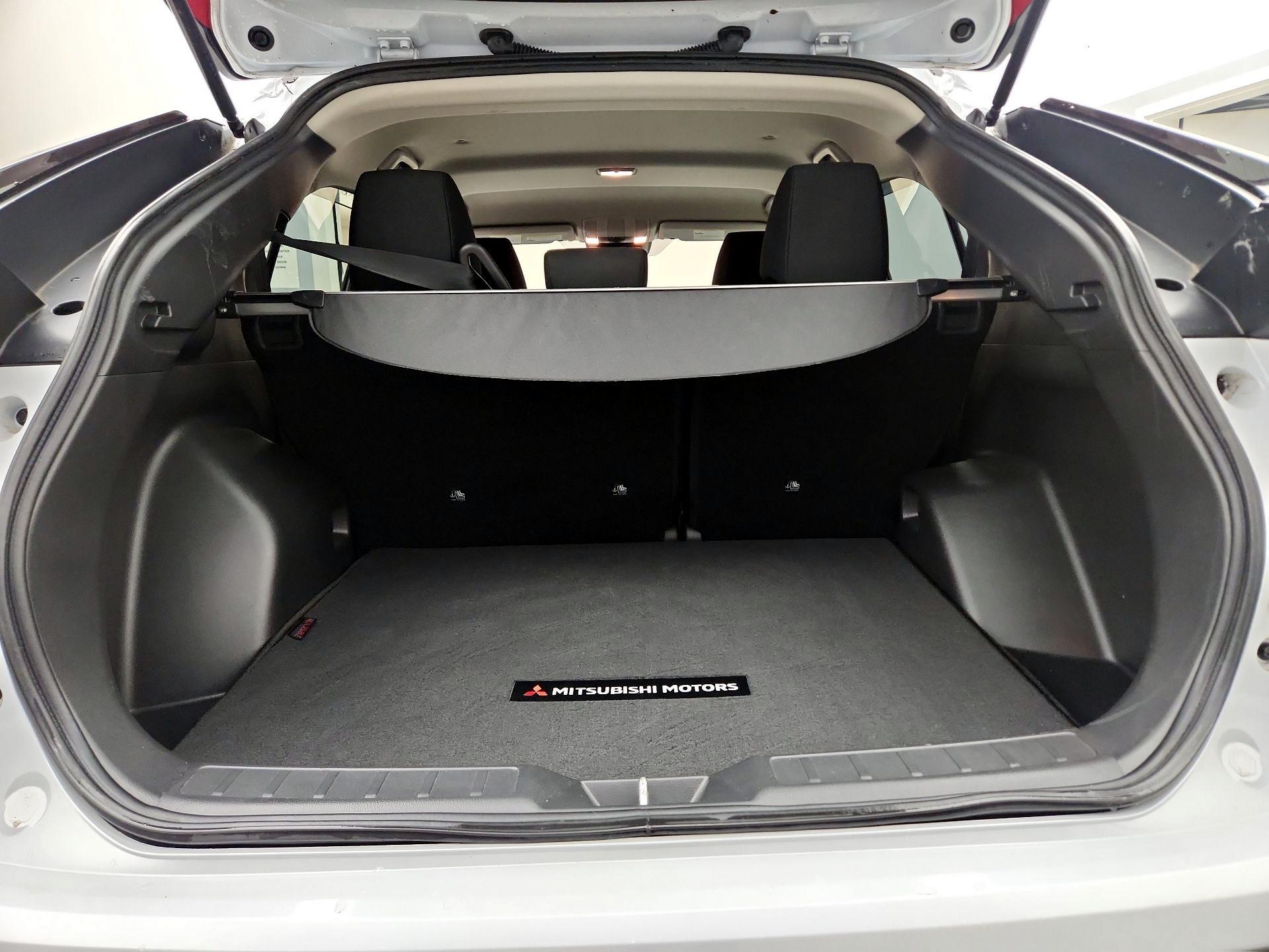 Thumbnail: 2023 Mitsubishi Eclipse Cross - 20