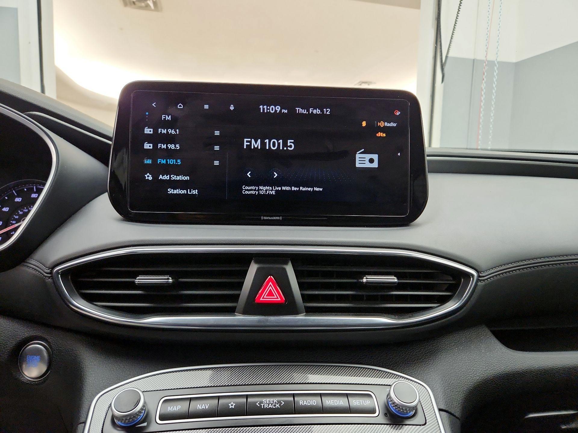 Thumbnail: 2023 Hyundai Santa Fe - 16