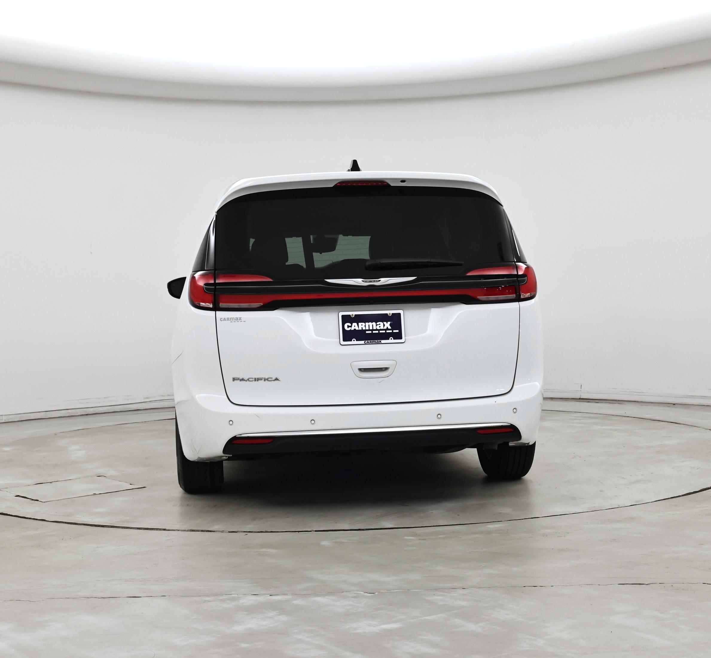 Thumbnail: 2024 Chrysler Pacifica - 6