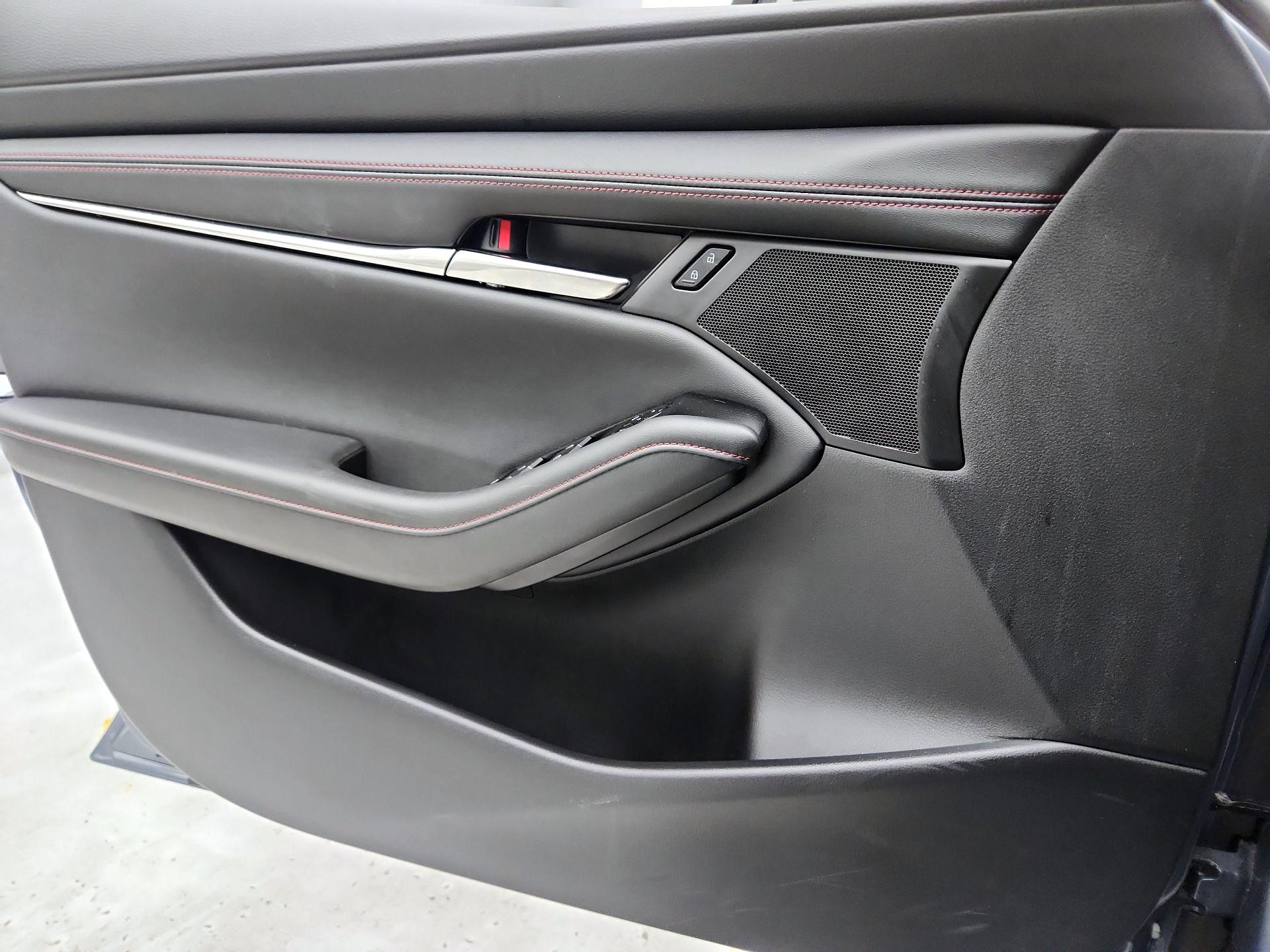 Thumbnail: 2025 Mazda Mazda3 - 12